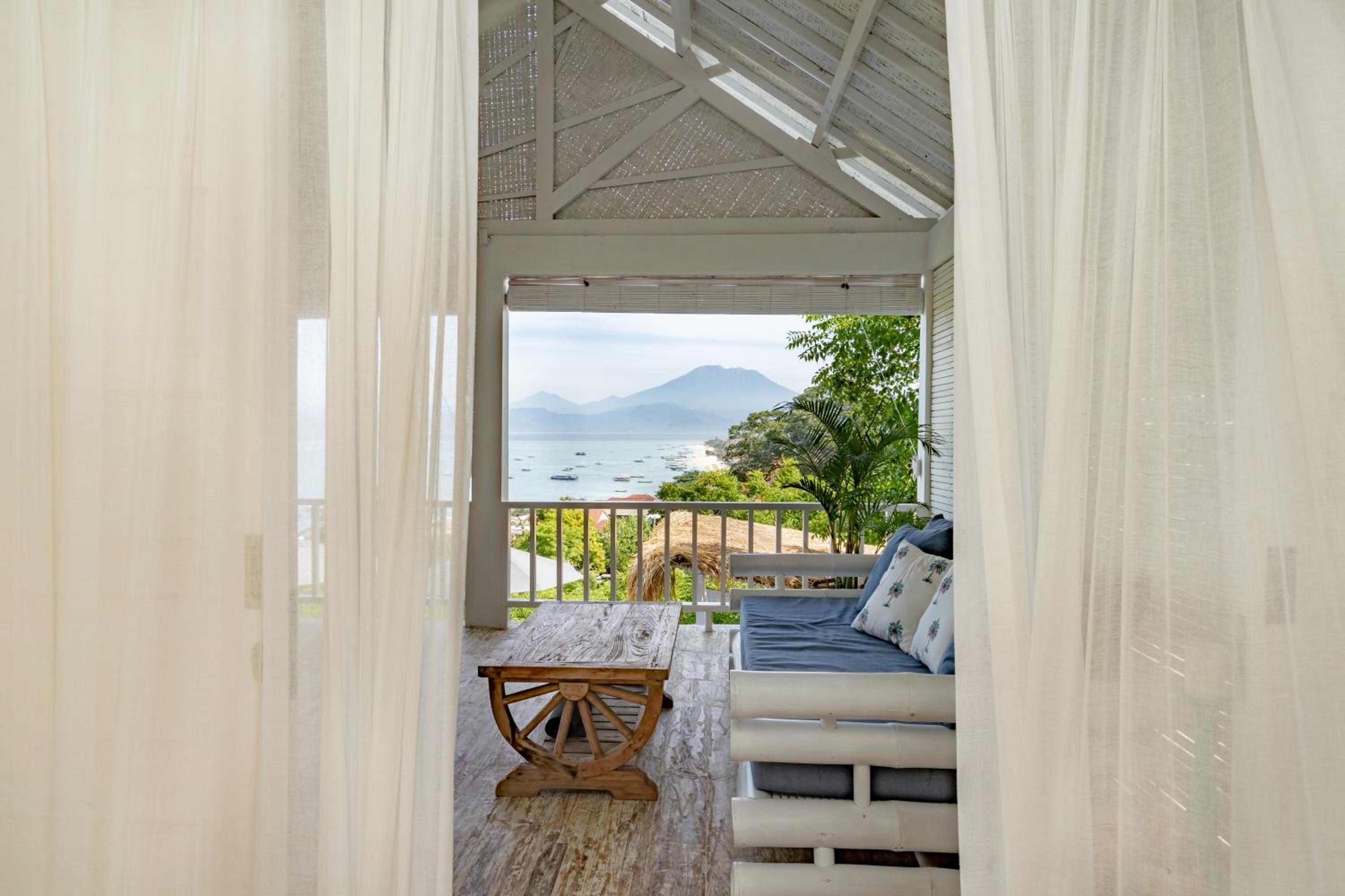 Beach Tonic Lembongan view 3
