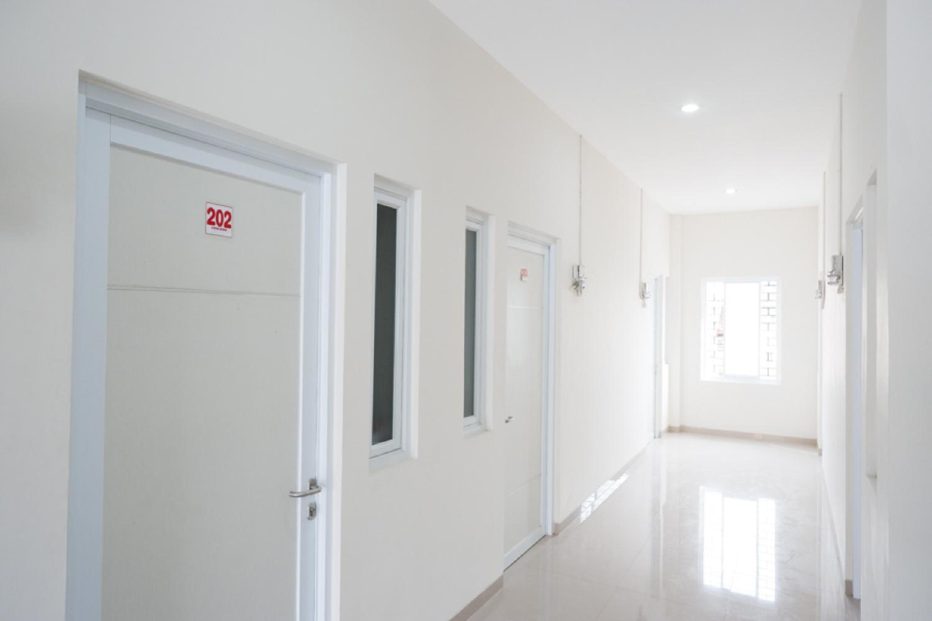 RedDoorz near Pacific Mall Tegal 2, photo 37