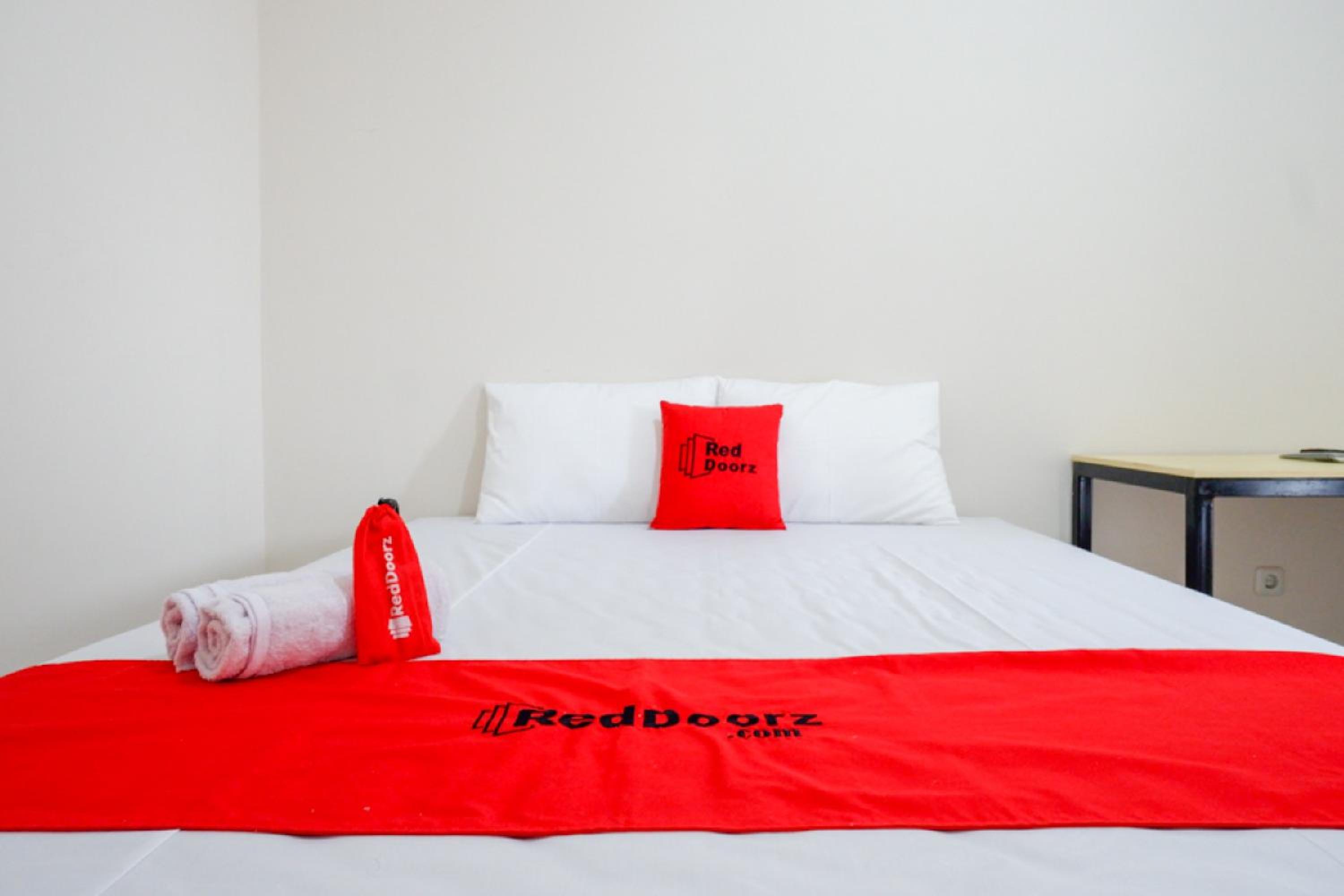 RedDoorz near Pacific Mall Tegal 2, Tegal - 24