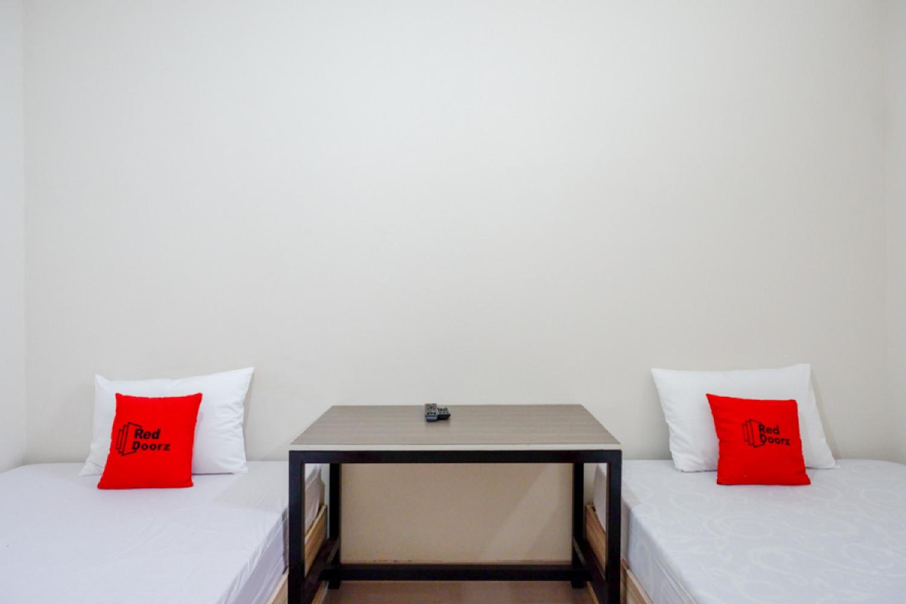 RedDoorz near Pacific Mall Tegal 2, Tegal - 21