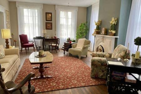 Danville Vacations - Historic McDonald Airbnb - Property Image 2