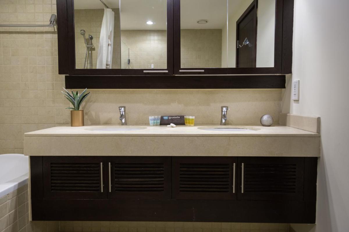 HiGuests - Charming Apt with Terrace Facing Burj Khalifa