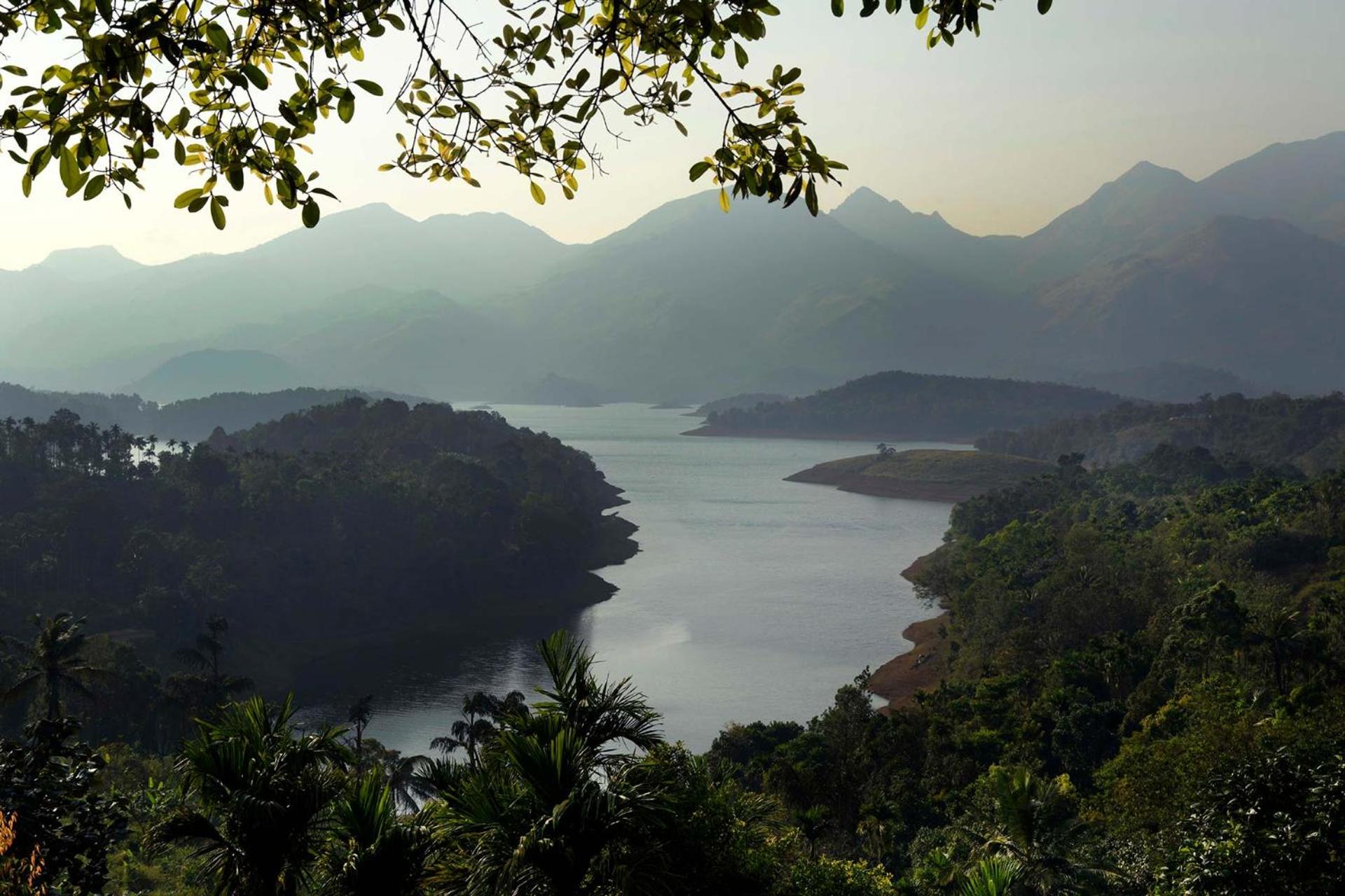 StayVista at Novera 3BHK with Breakfast Near Banasura Dam view 5