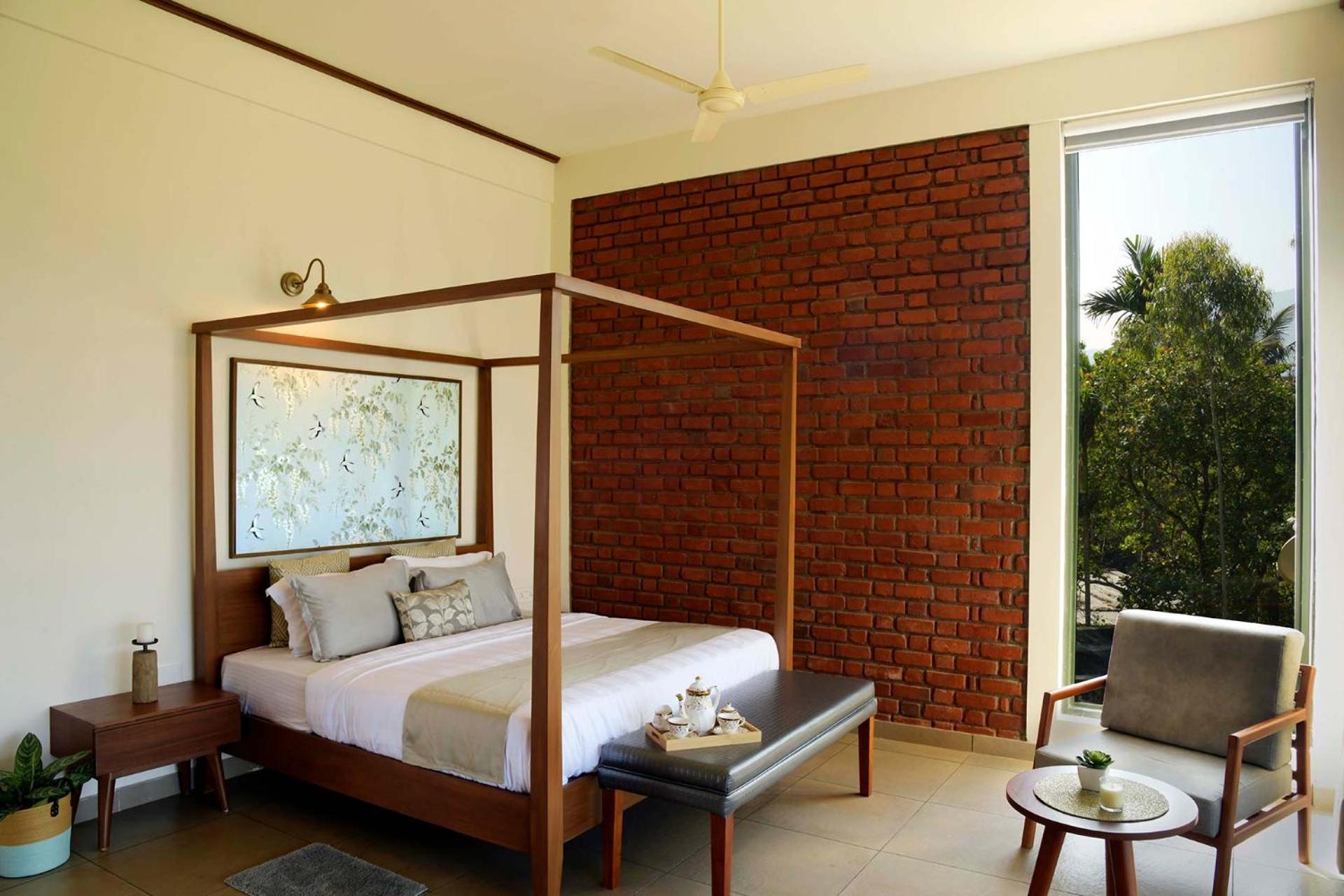 StayVista at Novera 3BHK with Breakfast Near Banasura Dam view 4