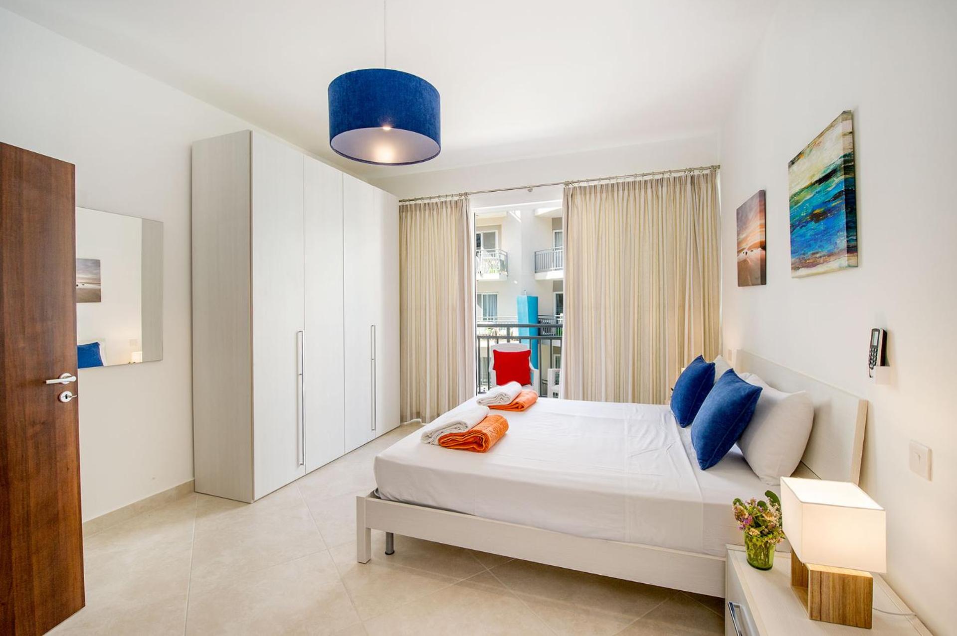 Hillock Residence Apartments