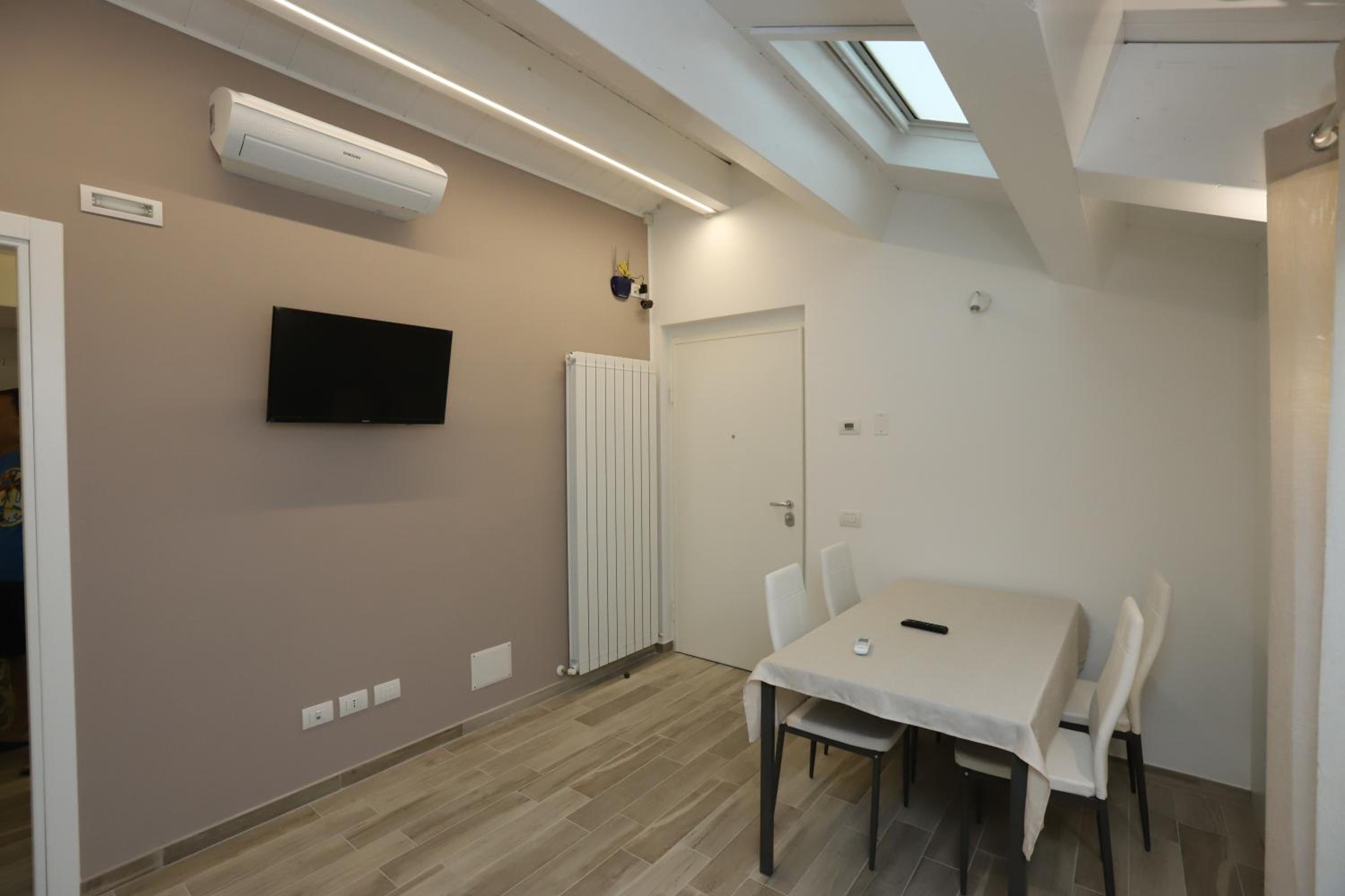 Orchidea Rooms & Suites