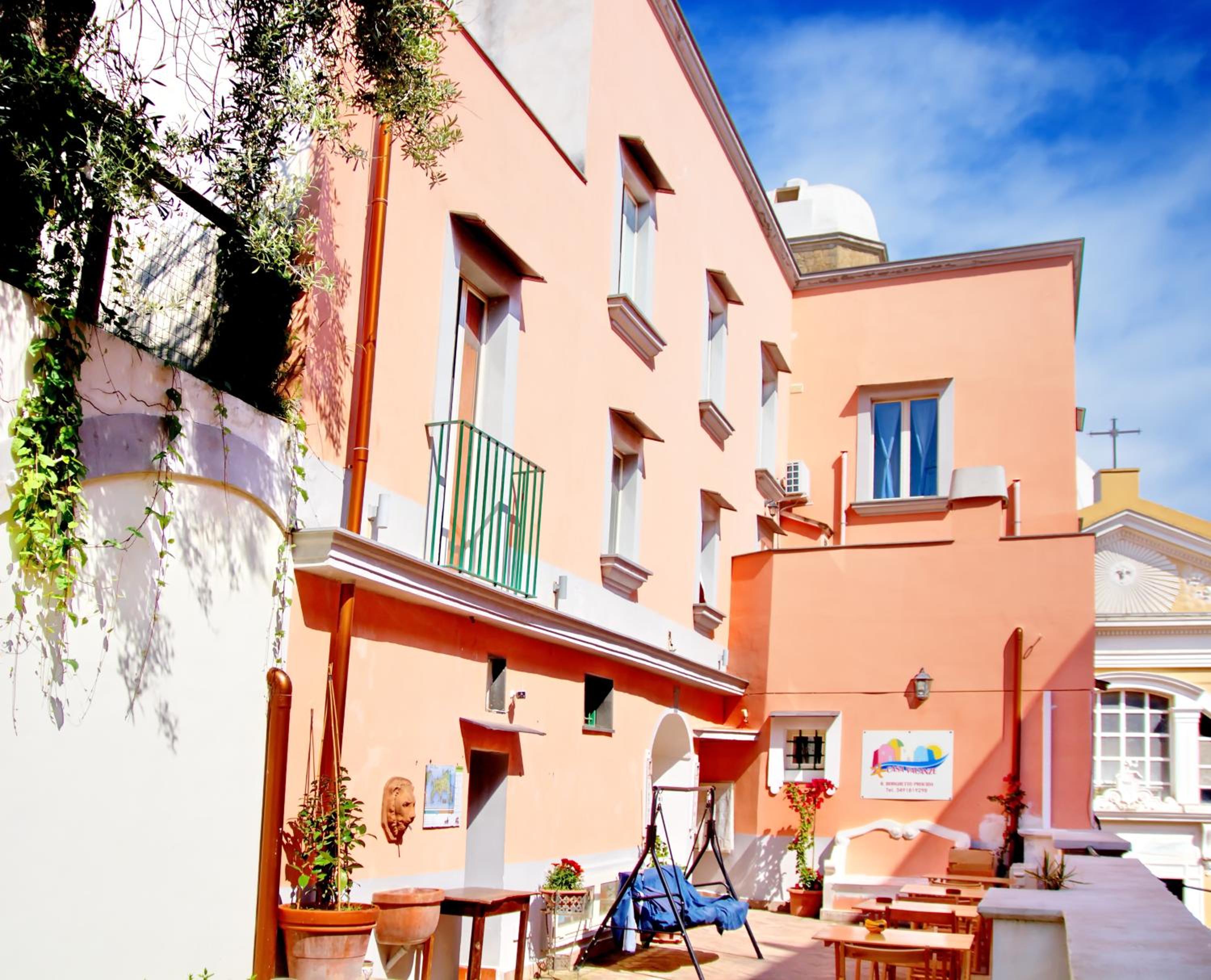 Il Borghetto Apartments & Rooms