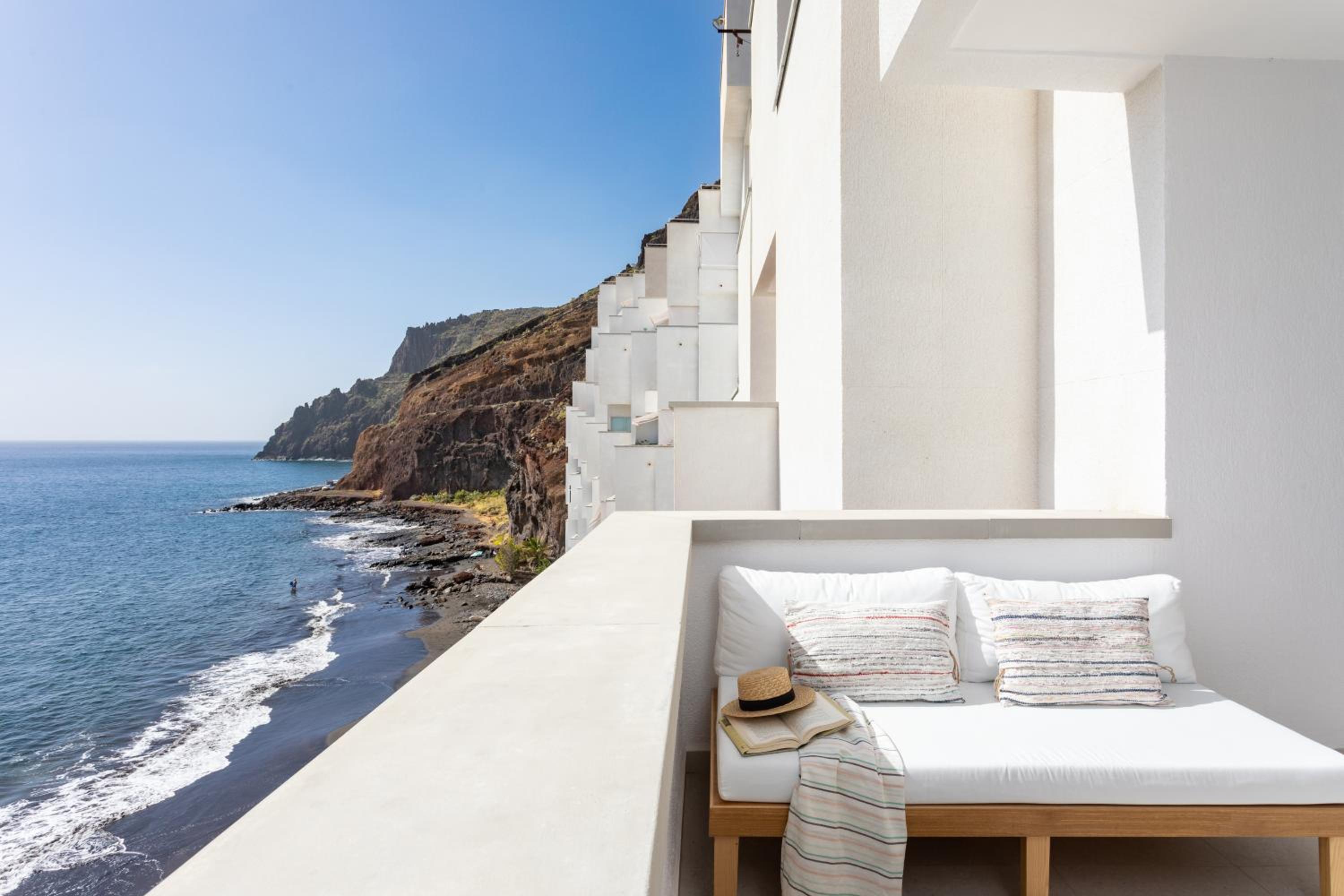 Playachica sea view apartment