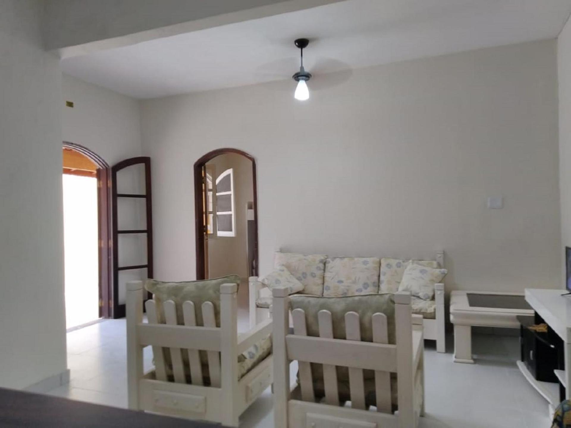 Casa pé na areia - 50 mts do mar