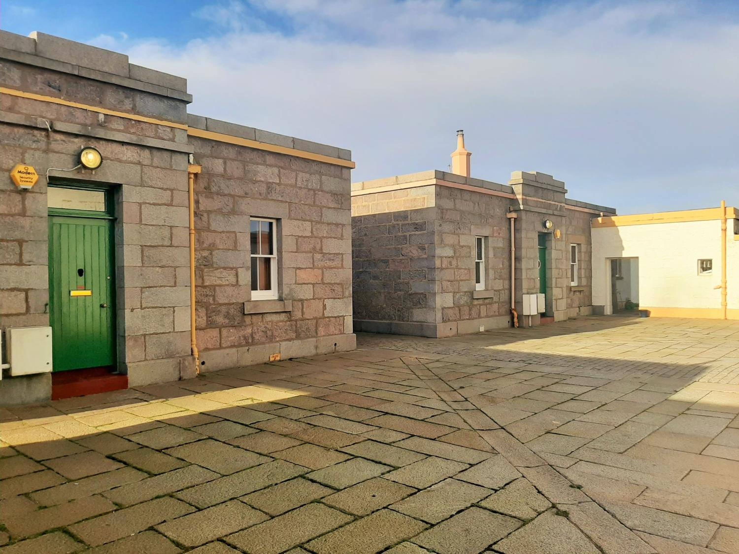 Aberdeen Lighthouse Cottages - coastal, dolphins
