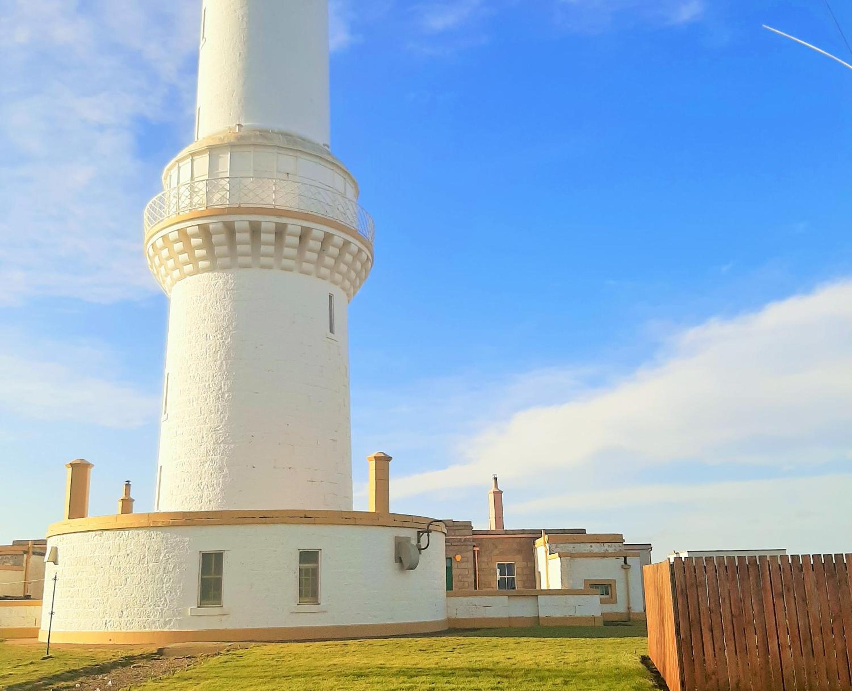 Aberdeen Lighthouse Cottages - coastal, dolphins
