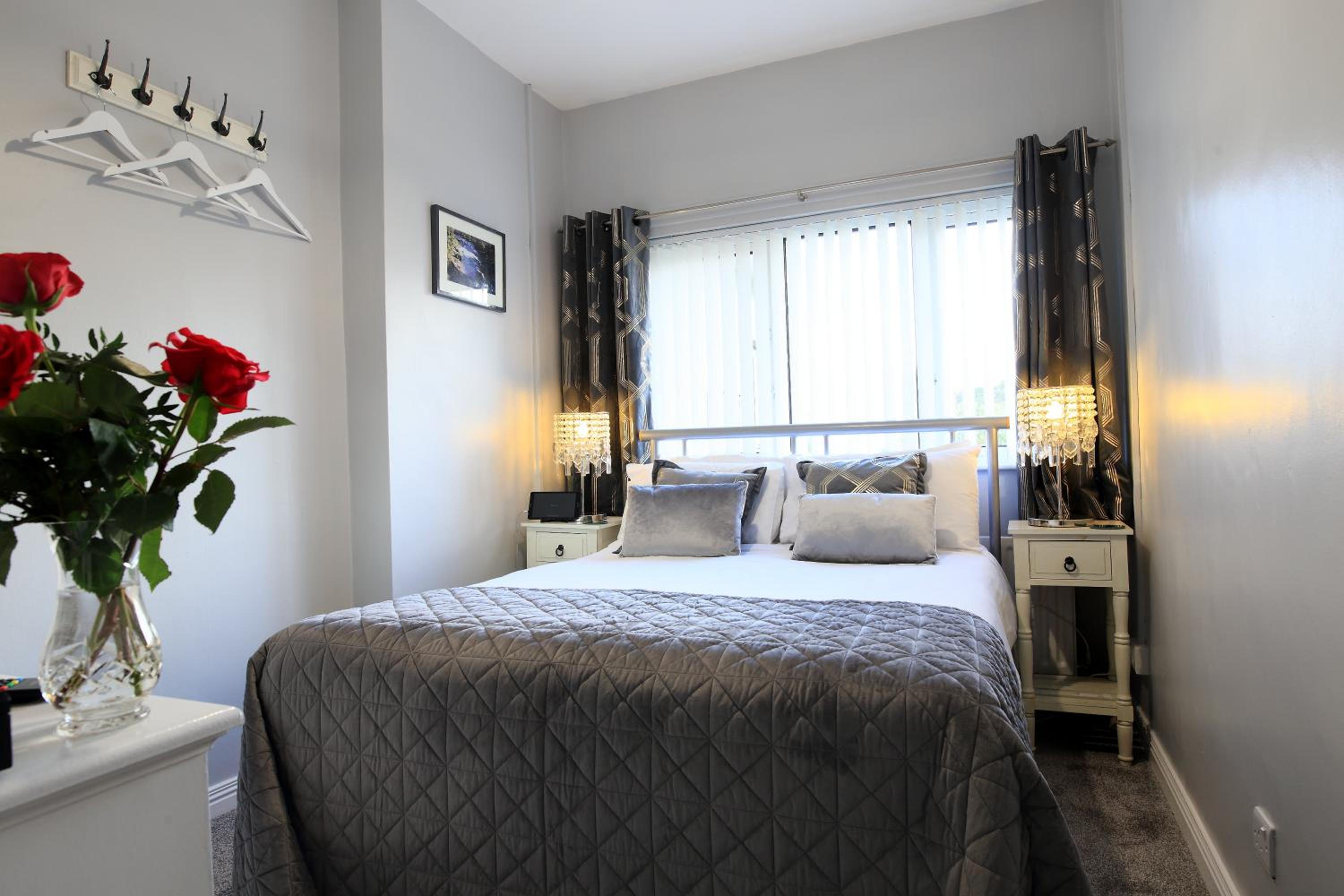 Elagh View Bed & Breakfast