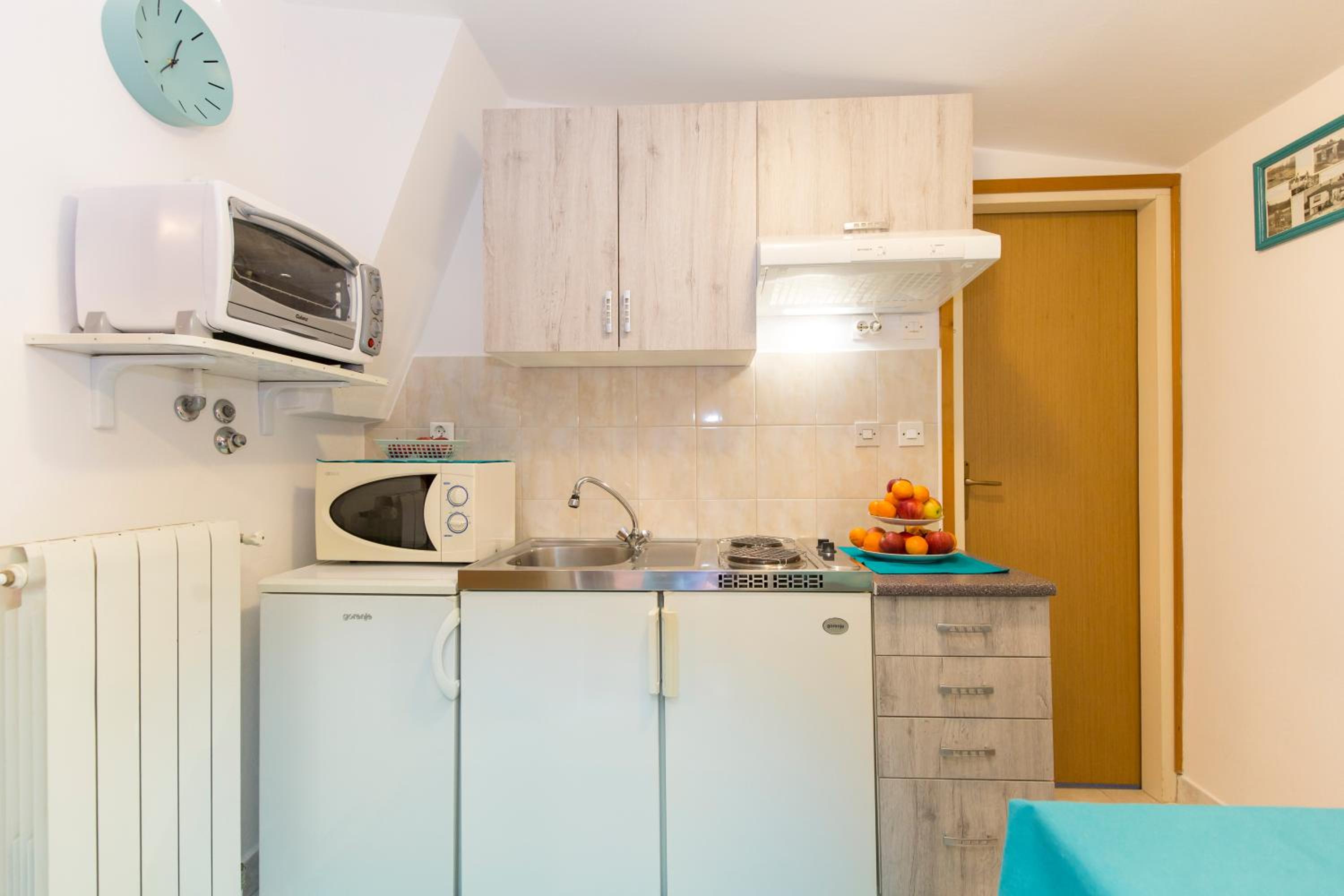 Studio apartman Branka view 3