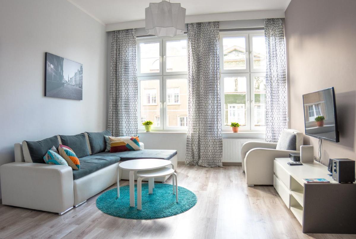 Long Street Apartment view 2