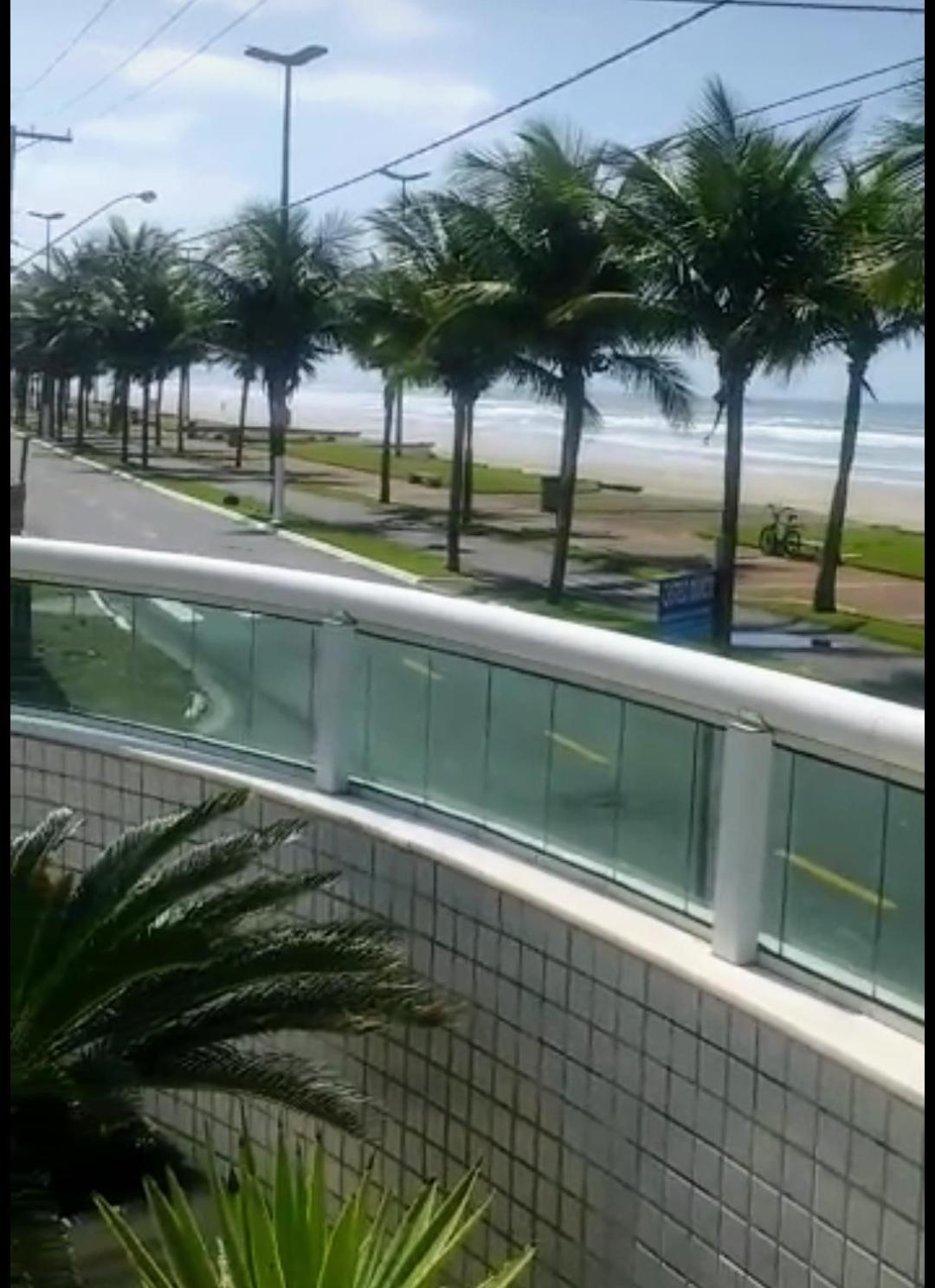 Apartamento para temporada Condomínio Ilha de Noronha Praia Grande SP