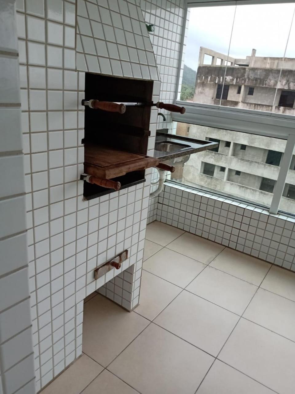Apartamento para temporada Condomínio Ilha de Noronha Praia Grande SP