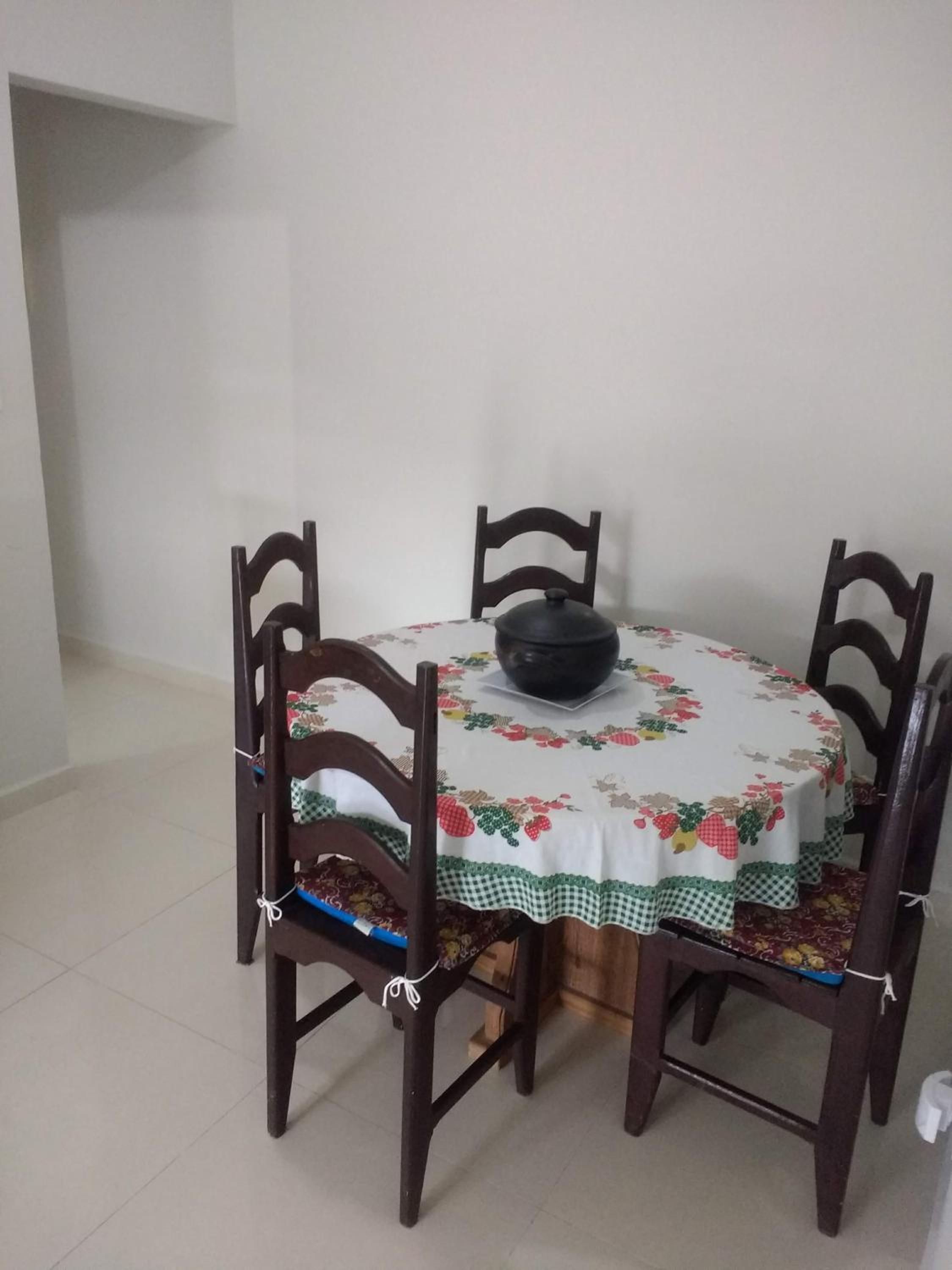 Apartamento para temporada Condomínio Ilha de Noronha Praia Grande SP