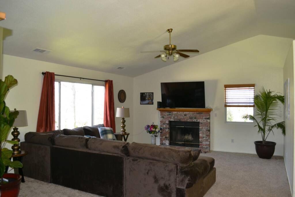 Three Rivers Vacations - Blue Jay Paradise - Property Image 23