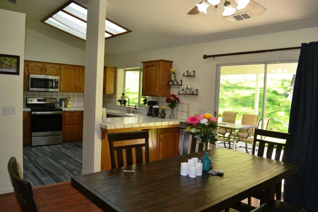 Three Rivers Vacations - Blue Jay Paradise - Property Image 21