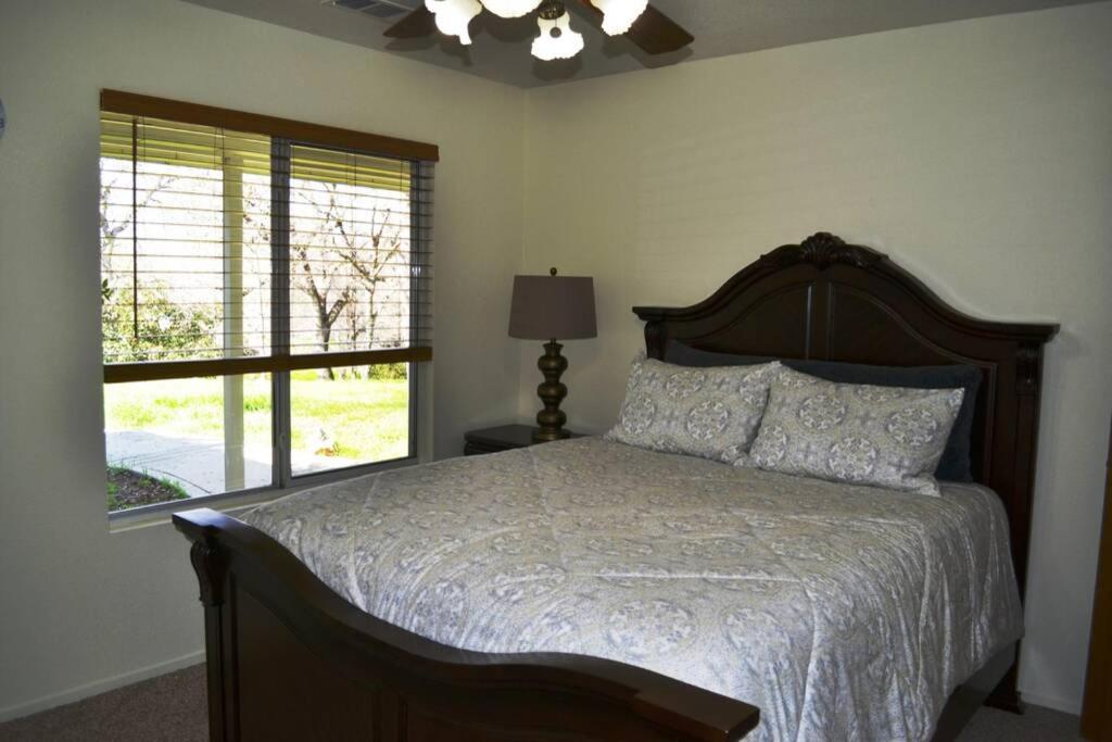 Three Rivers Vacations - Blue Jay Paradise - Property Image 16