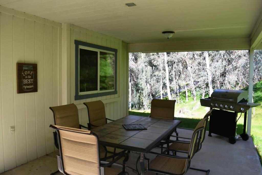 Three Rivers Vacations - Blue Jay Paradise - Property Image 5