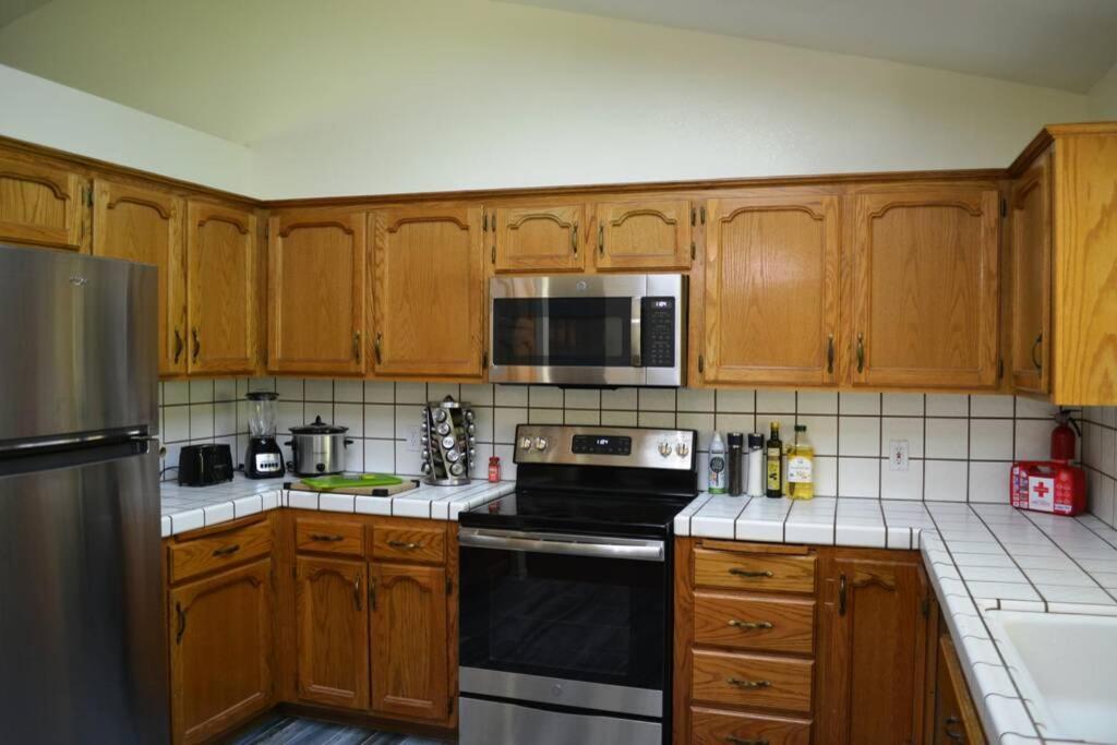 Three Rivers Vacations - Blue Jay Paradise - Property Image 20