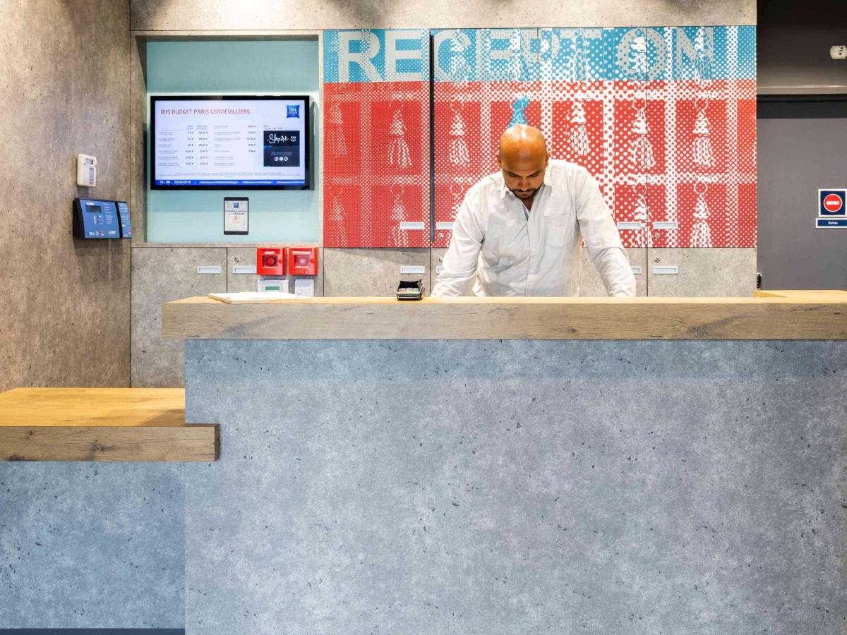 hotel reception