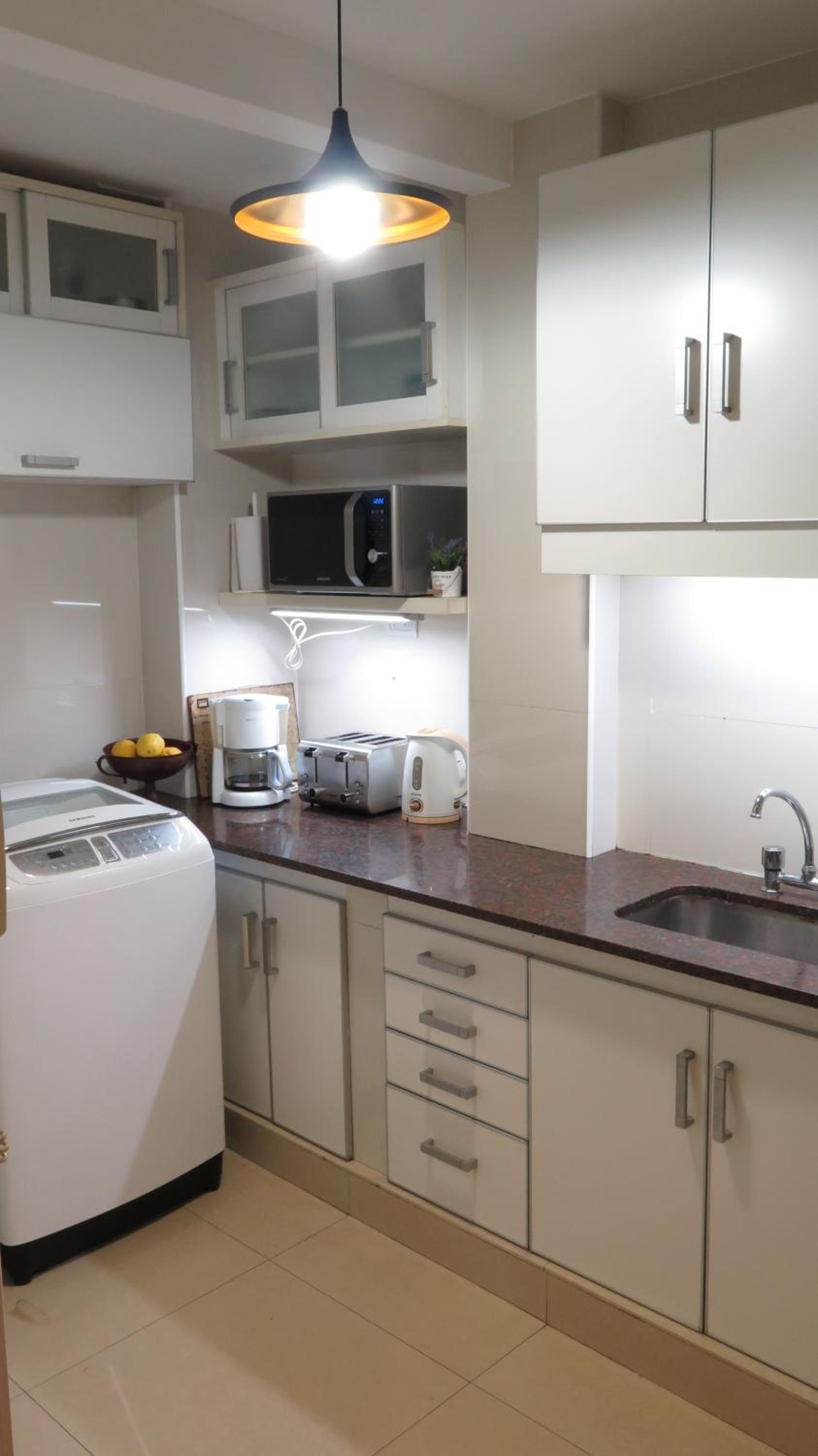 Fabulous and Quiet Apartment+Balcony in Barrio Norte. Your easy access to Buenos Aires!