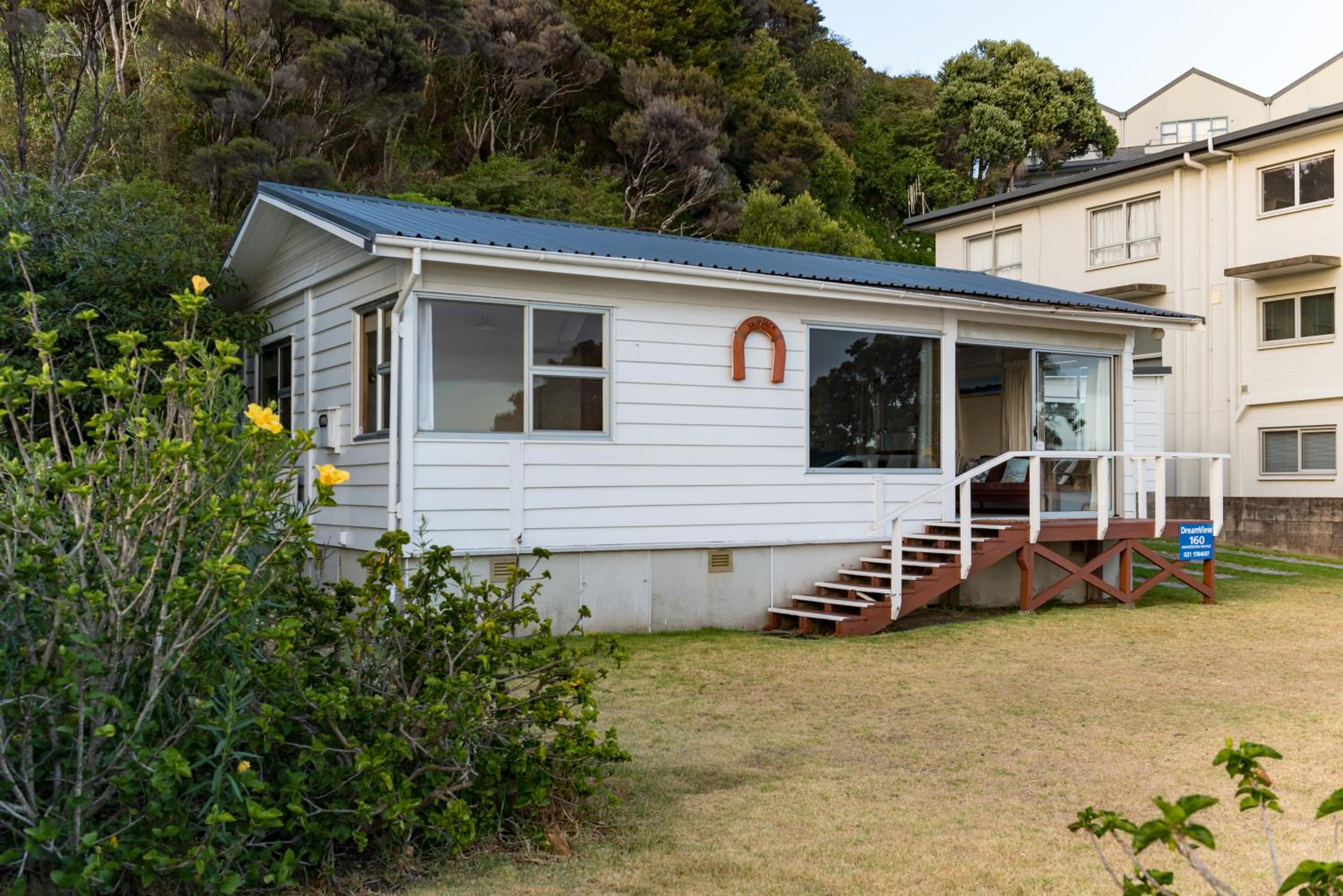 Dream View Waterfront Paihia view 4