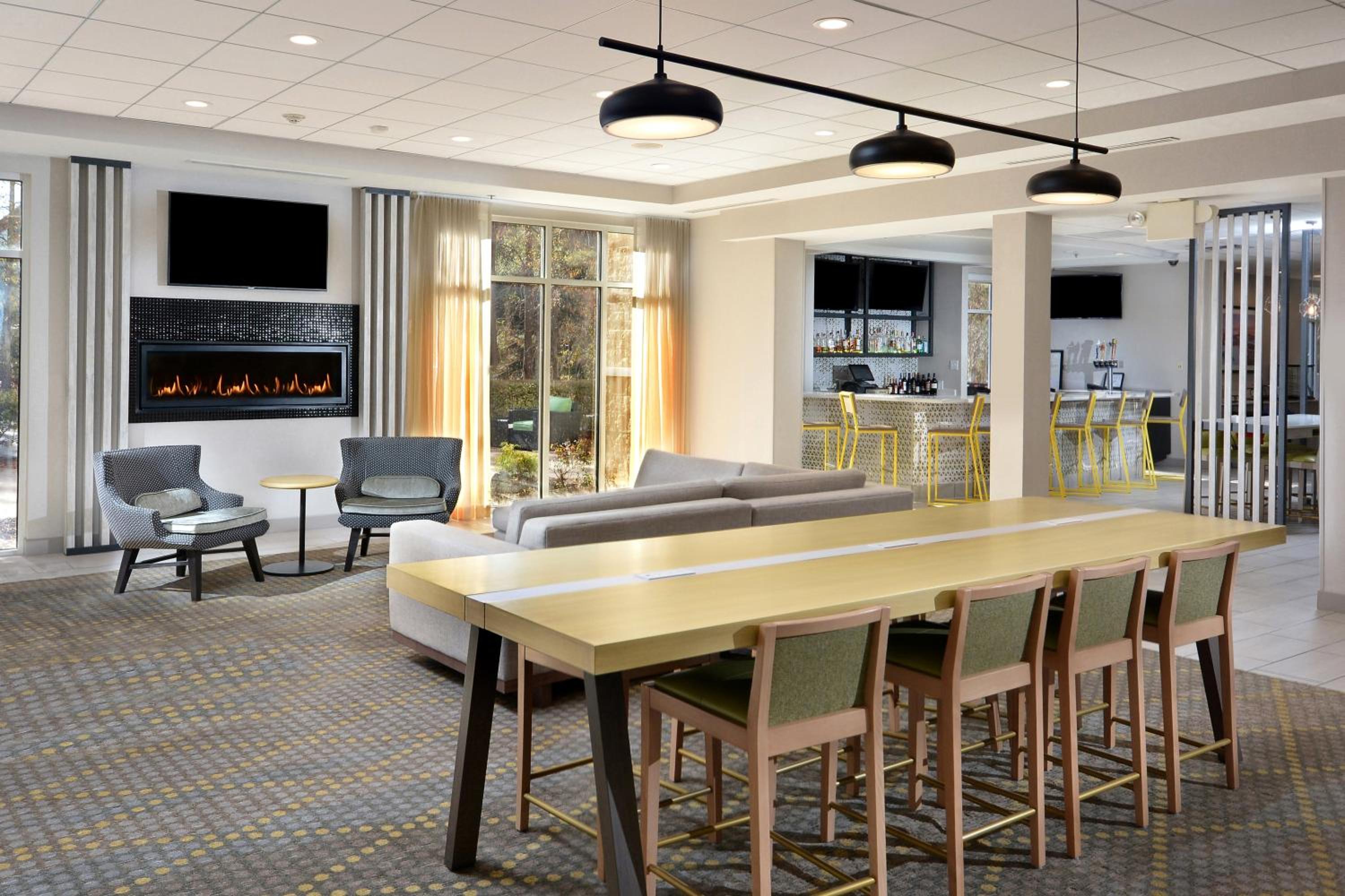 Raleigh Vacations - Holiday Inn Raleigh Durham Airport, an IHG Hotel - Property Image 1