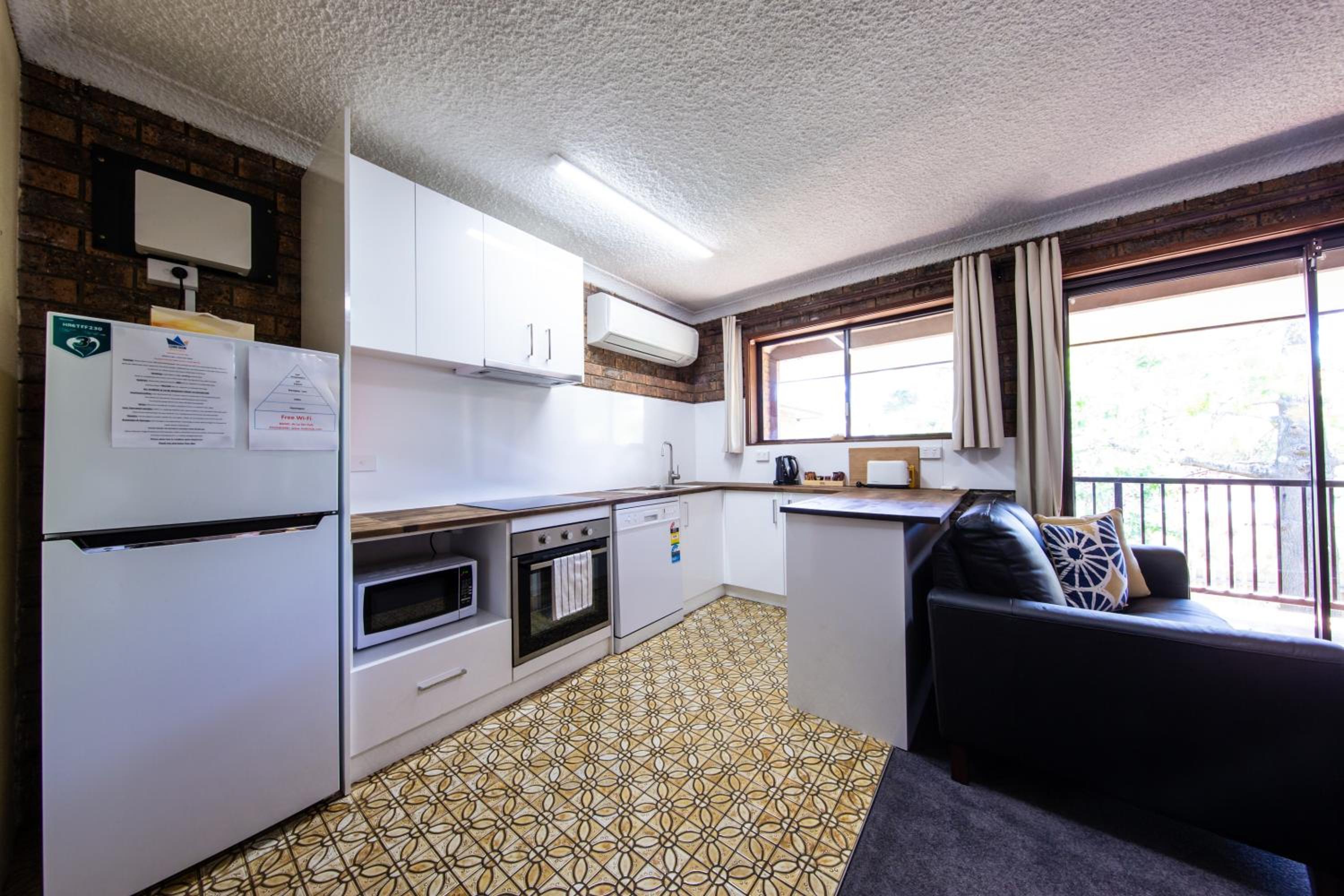 Leski Club - Property Image 57