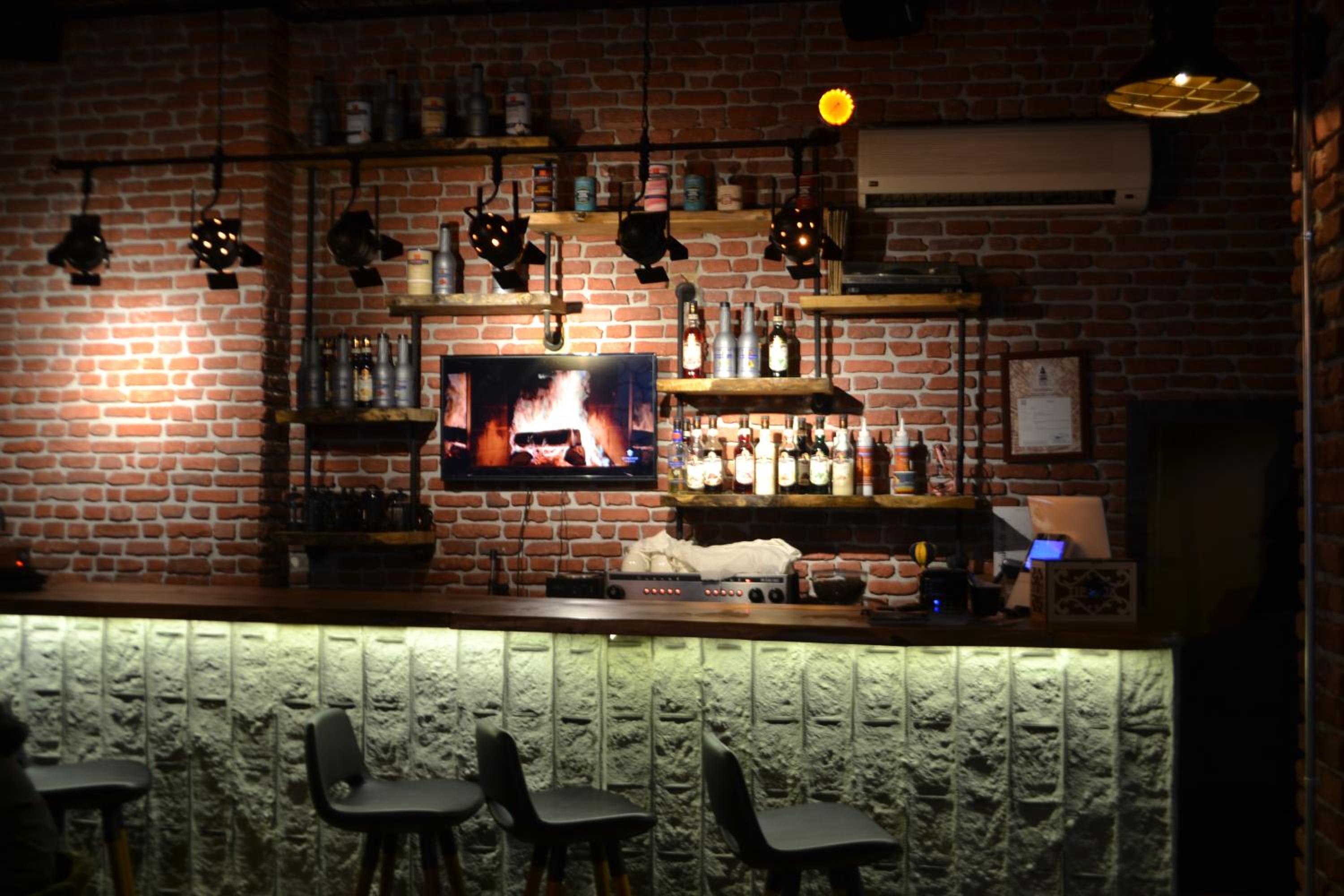 The Wolf Otel - Image 8