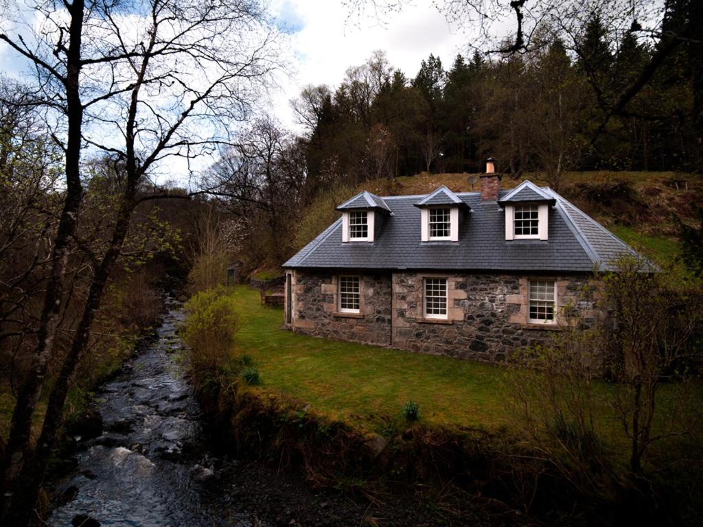 Find Me Out Holiday Cottage Craigengillan Estate