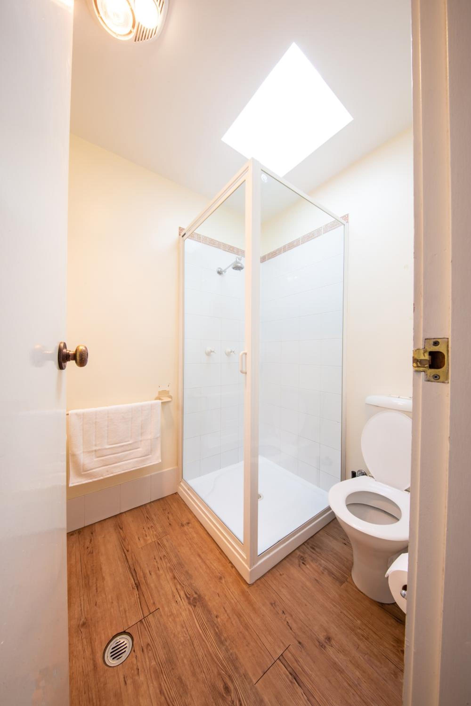 Leski Club - Property Image 21