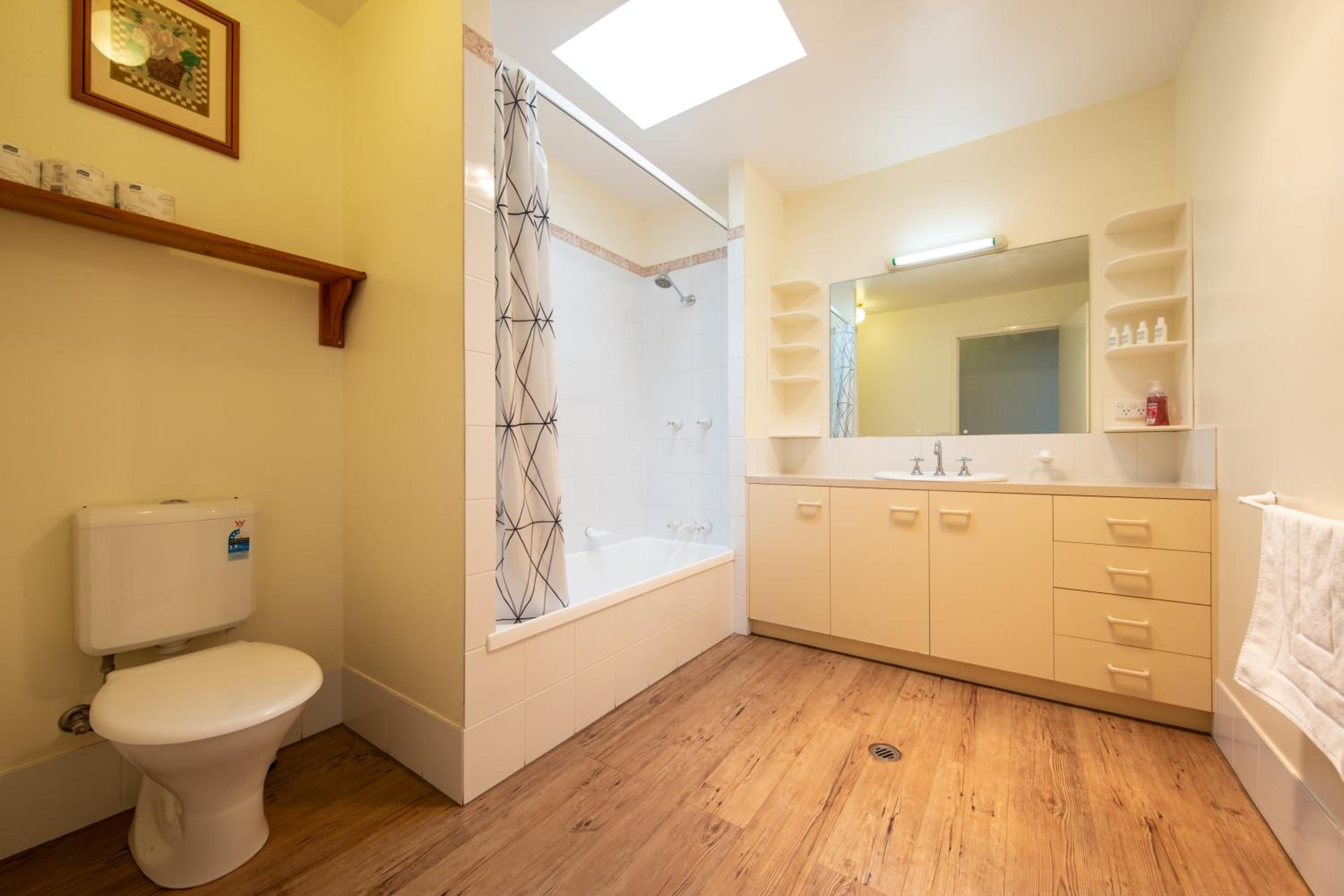 Leski Club - Property Image 23