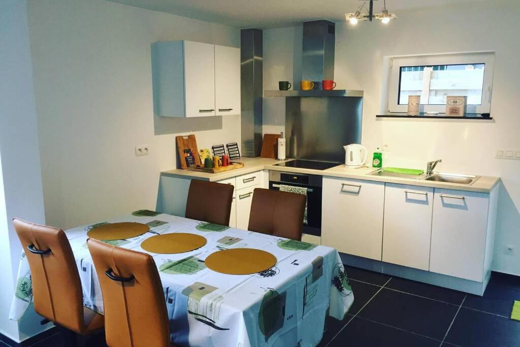 Appartement Duplex pour 3-4 personnes à Ciney