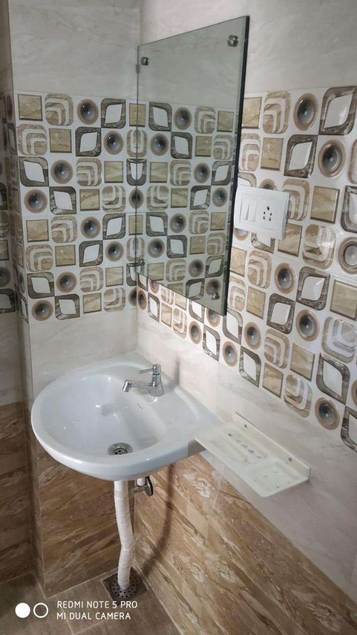 Sar Raj S R RESIDENCY