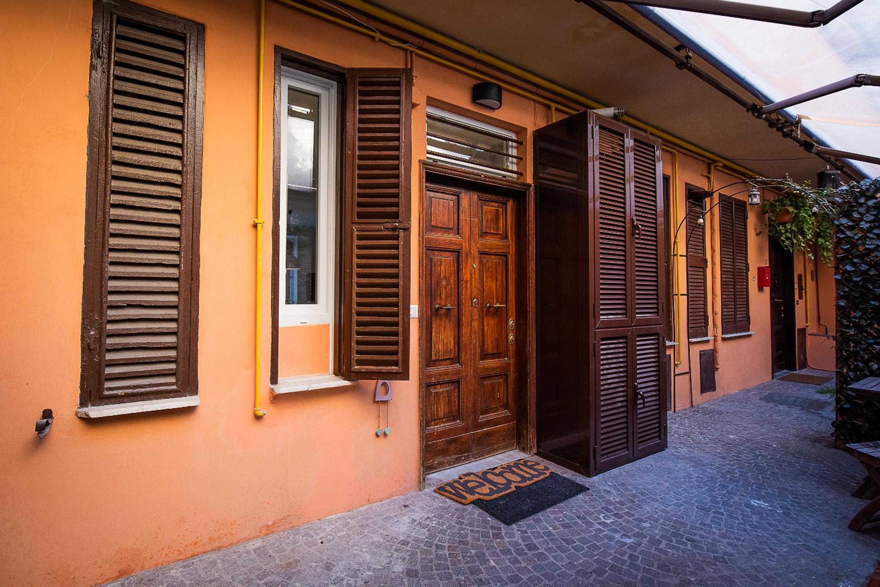 Cosy studio in the greenest corner of Trastevere
