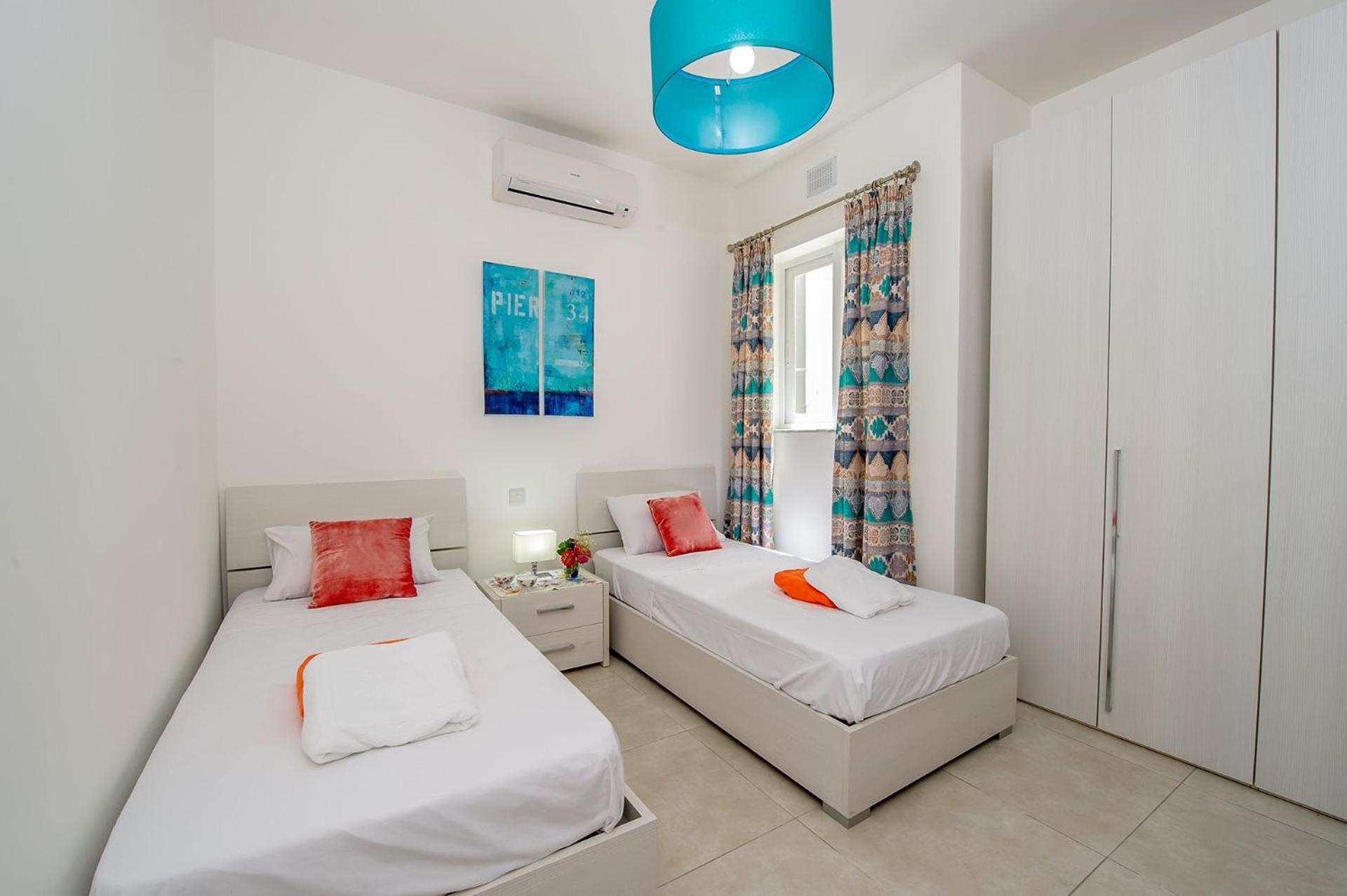 Hillock Residence Apartments