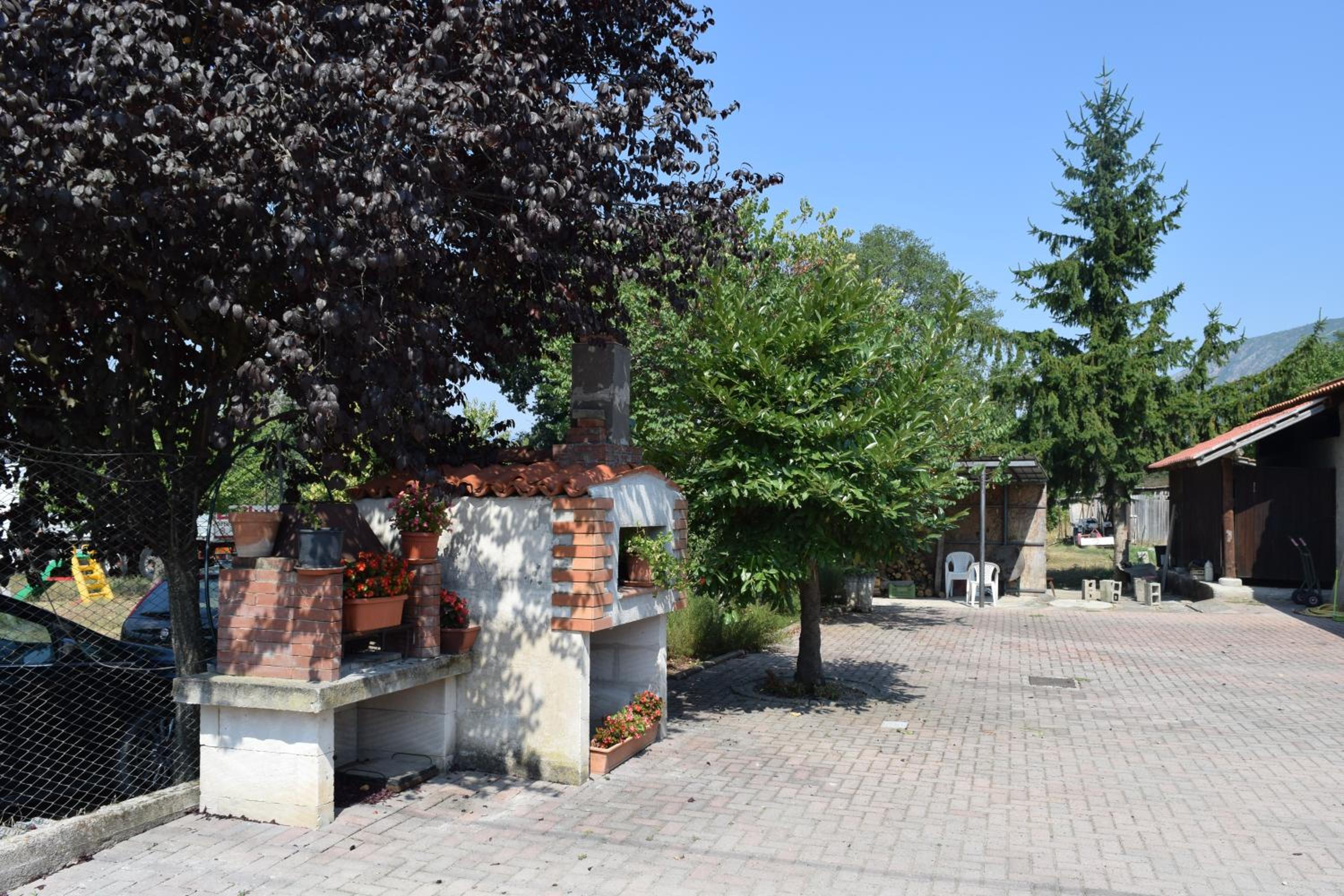 Photo 18