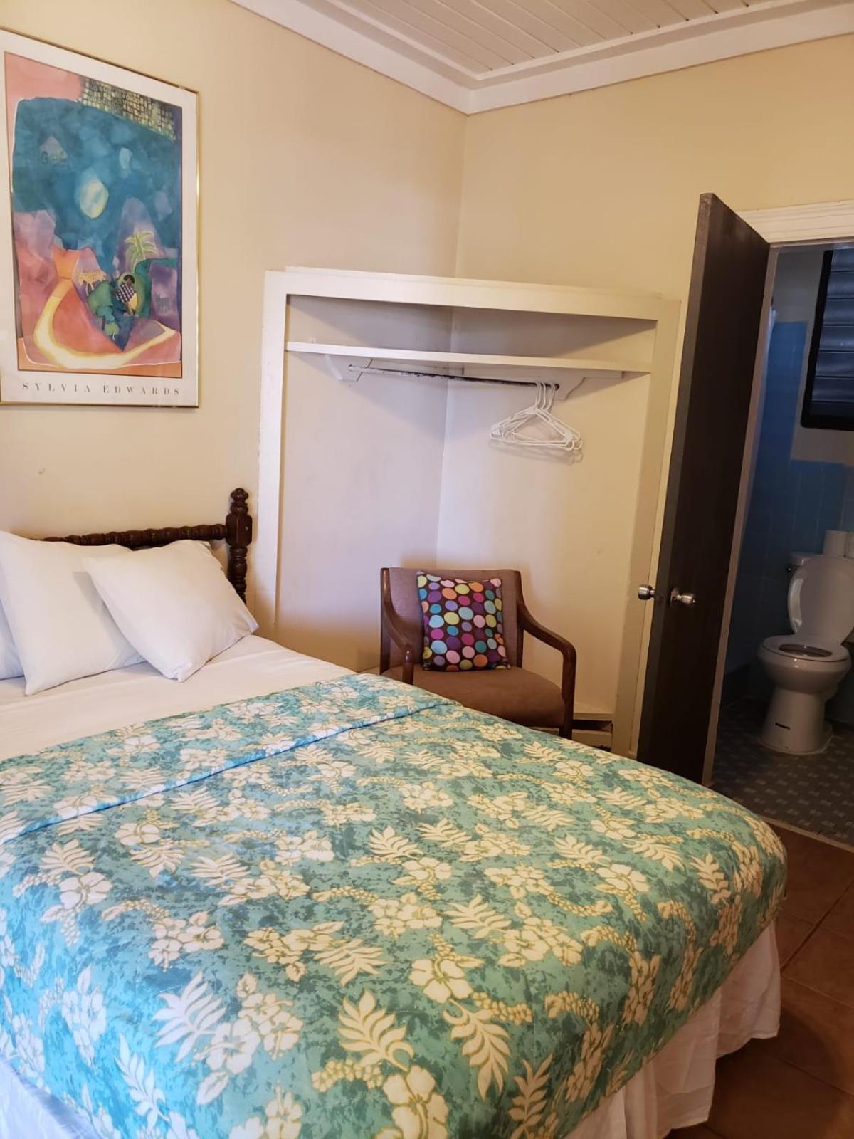 Midtown Guest House
