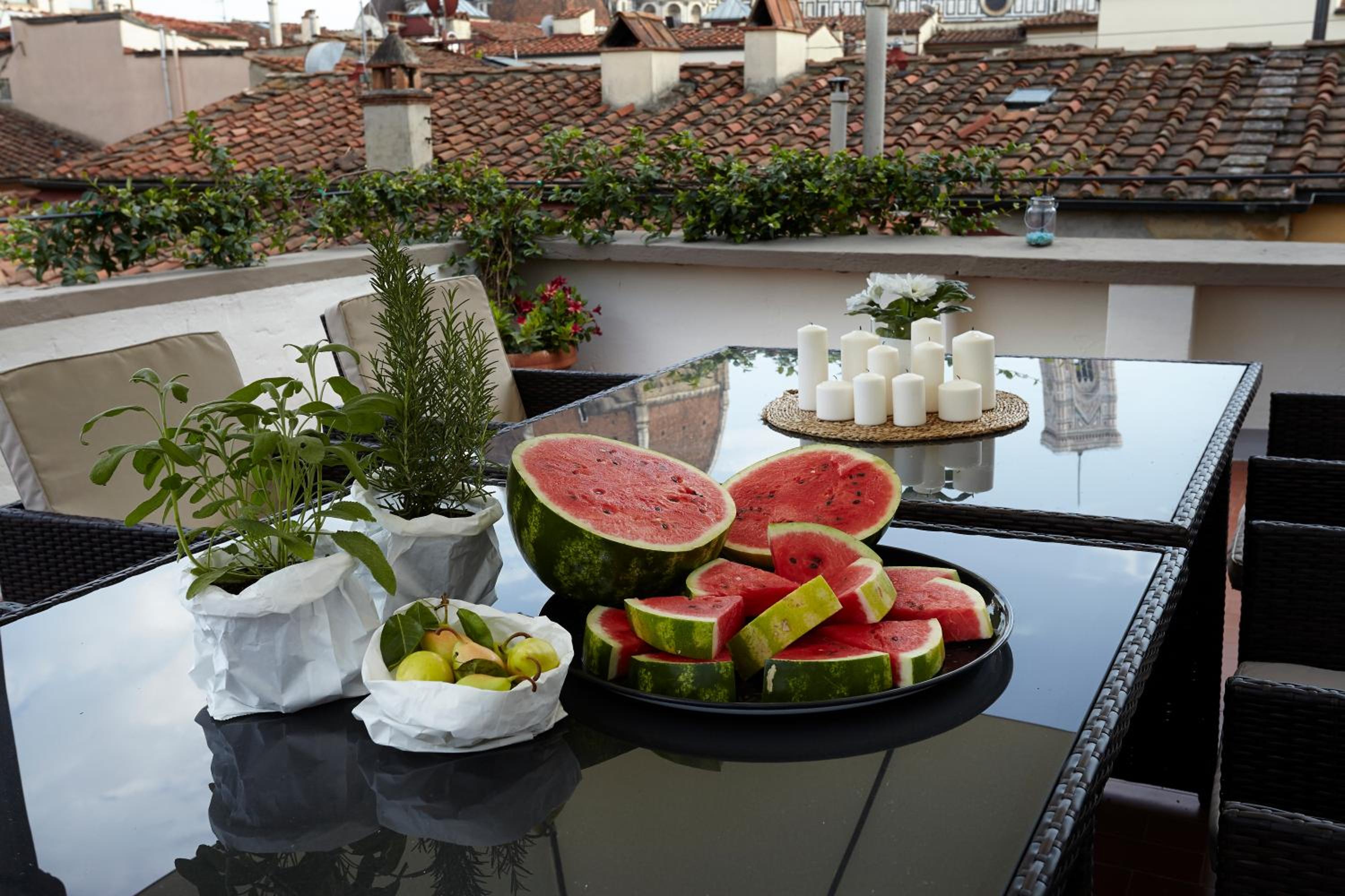 Penthouse with big terrace Duomo view
