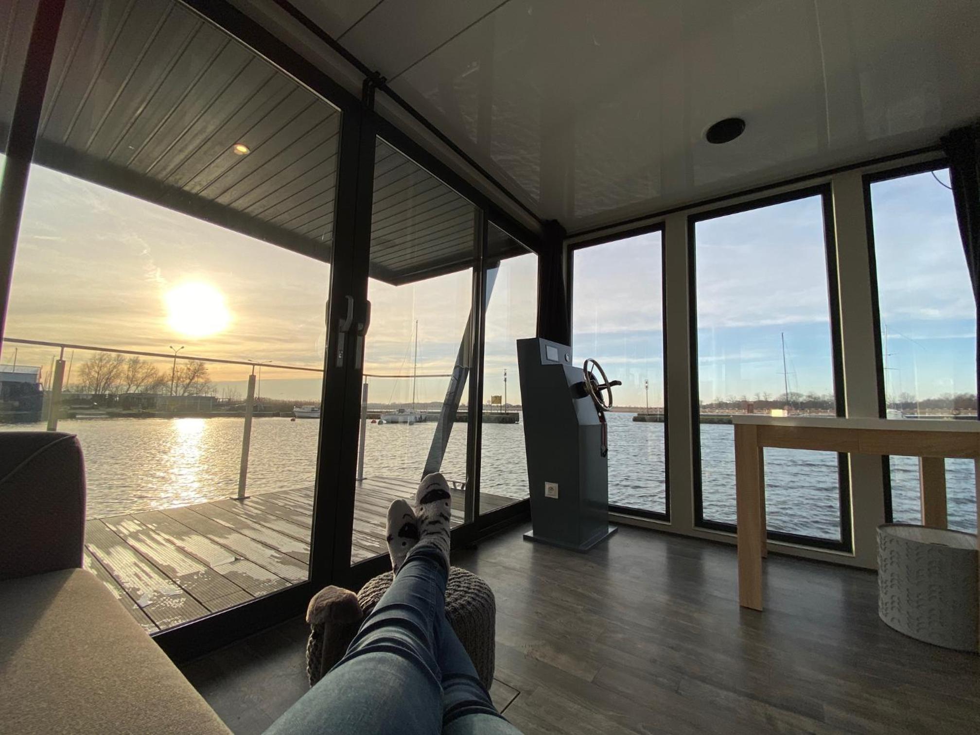 Hausboot- Domy na wodzie - Houseboat Porta Mare