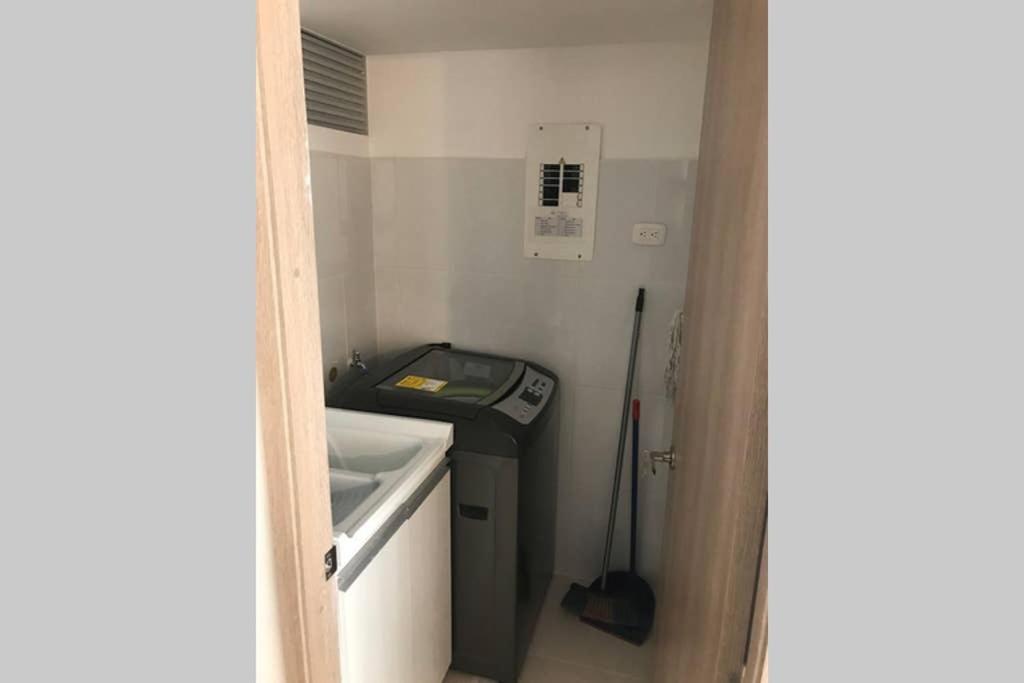 Apartamento cómodo con todo lo que necesitas con Aire Acondicionado !!