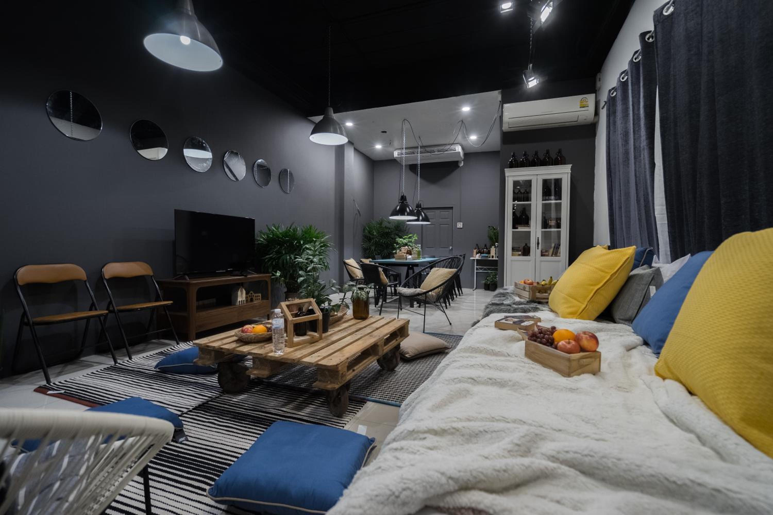 lounge