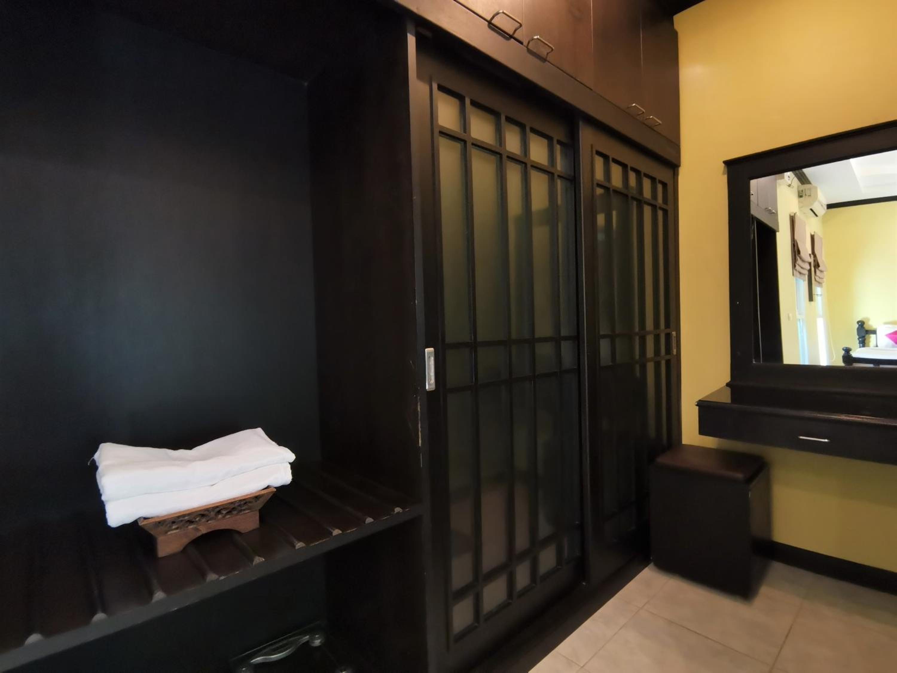 Thai Modern Resort & Spa "Newly Renovated" — 29