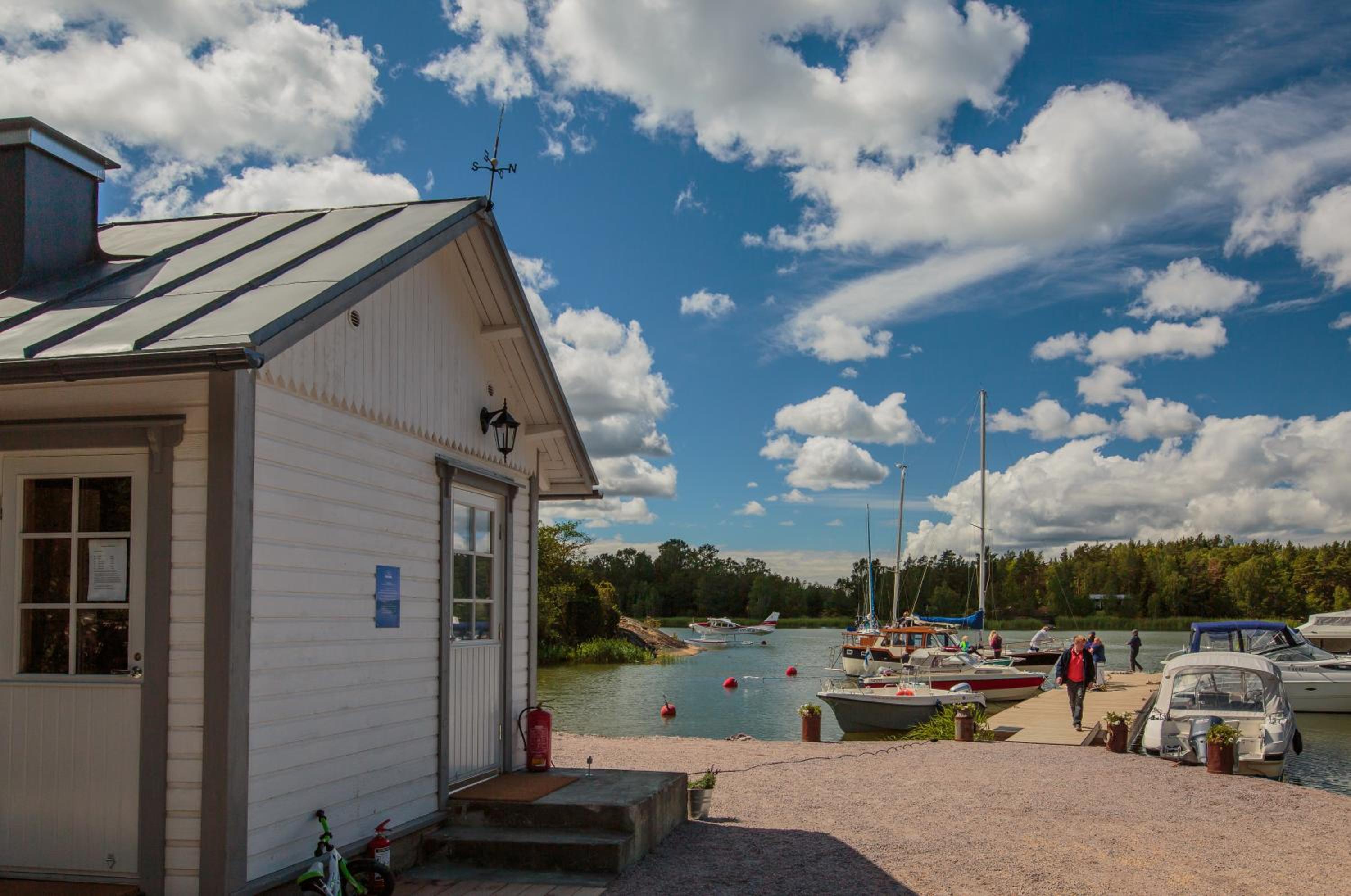 Tackork Gård & Marina