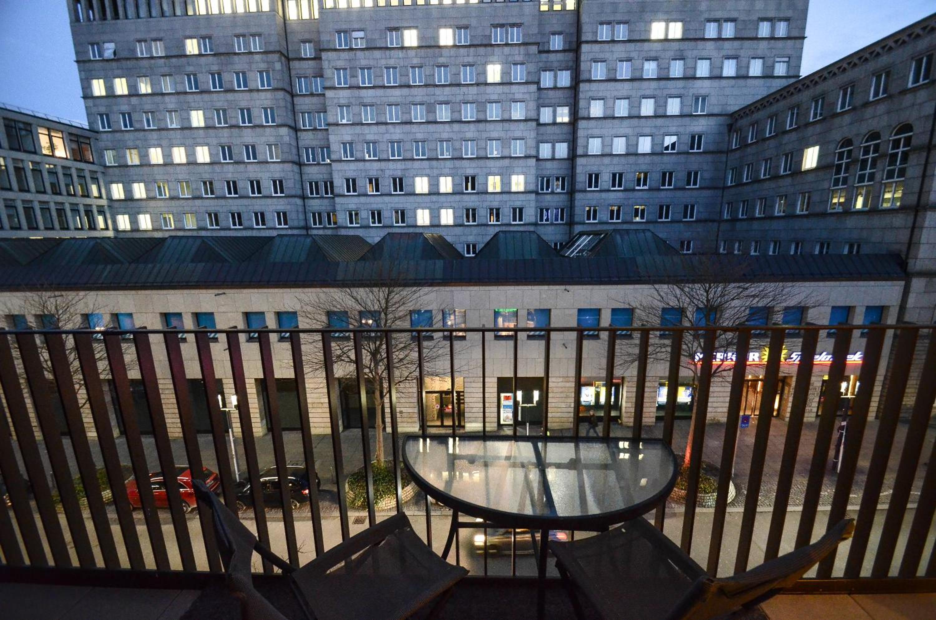2 · High-Quality in the heart of Stuttgart 2 view 2