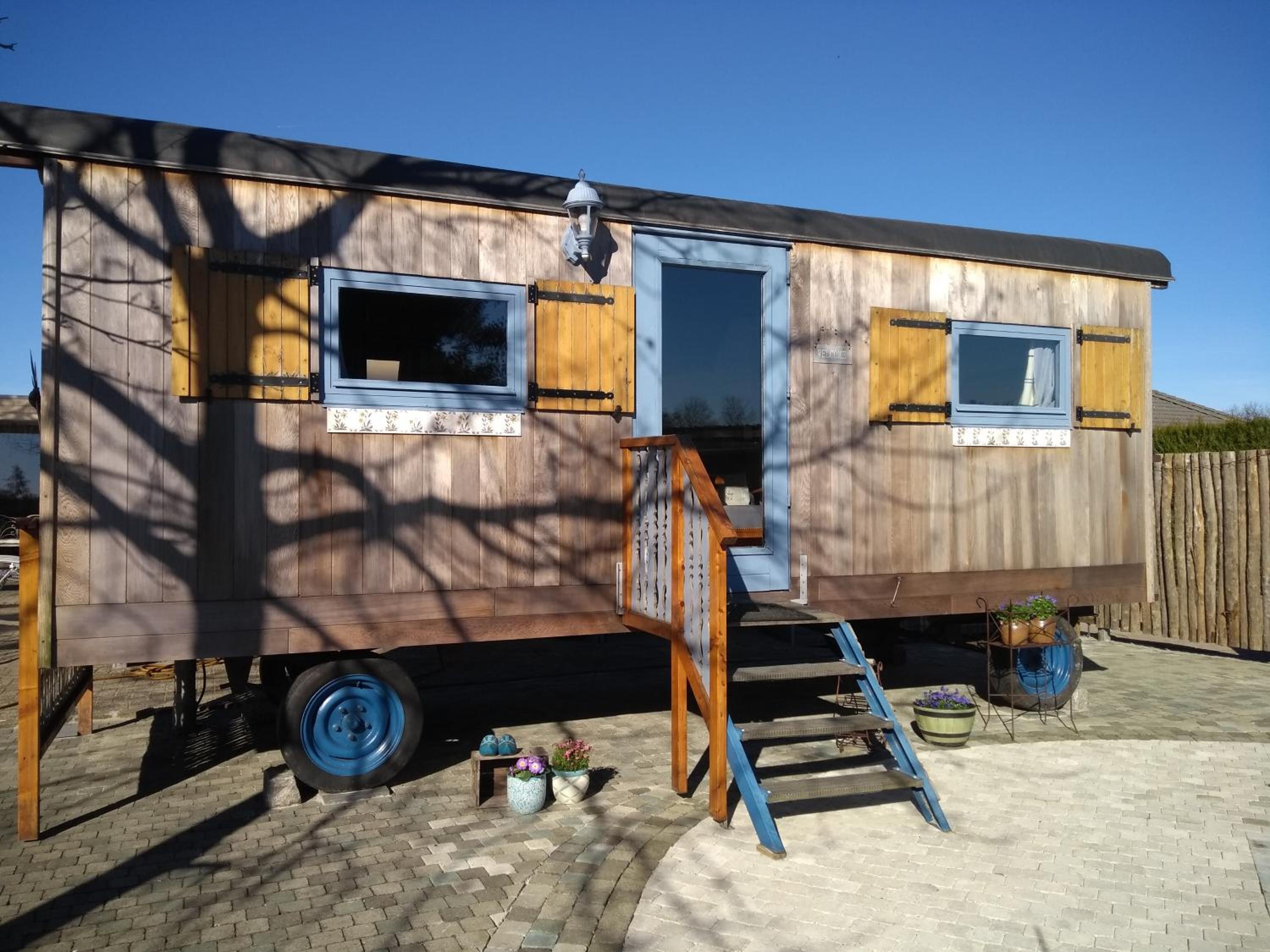 B&B Dream On Wheels