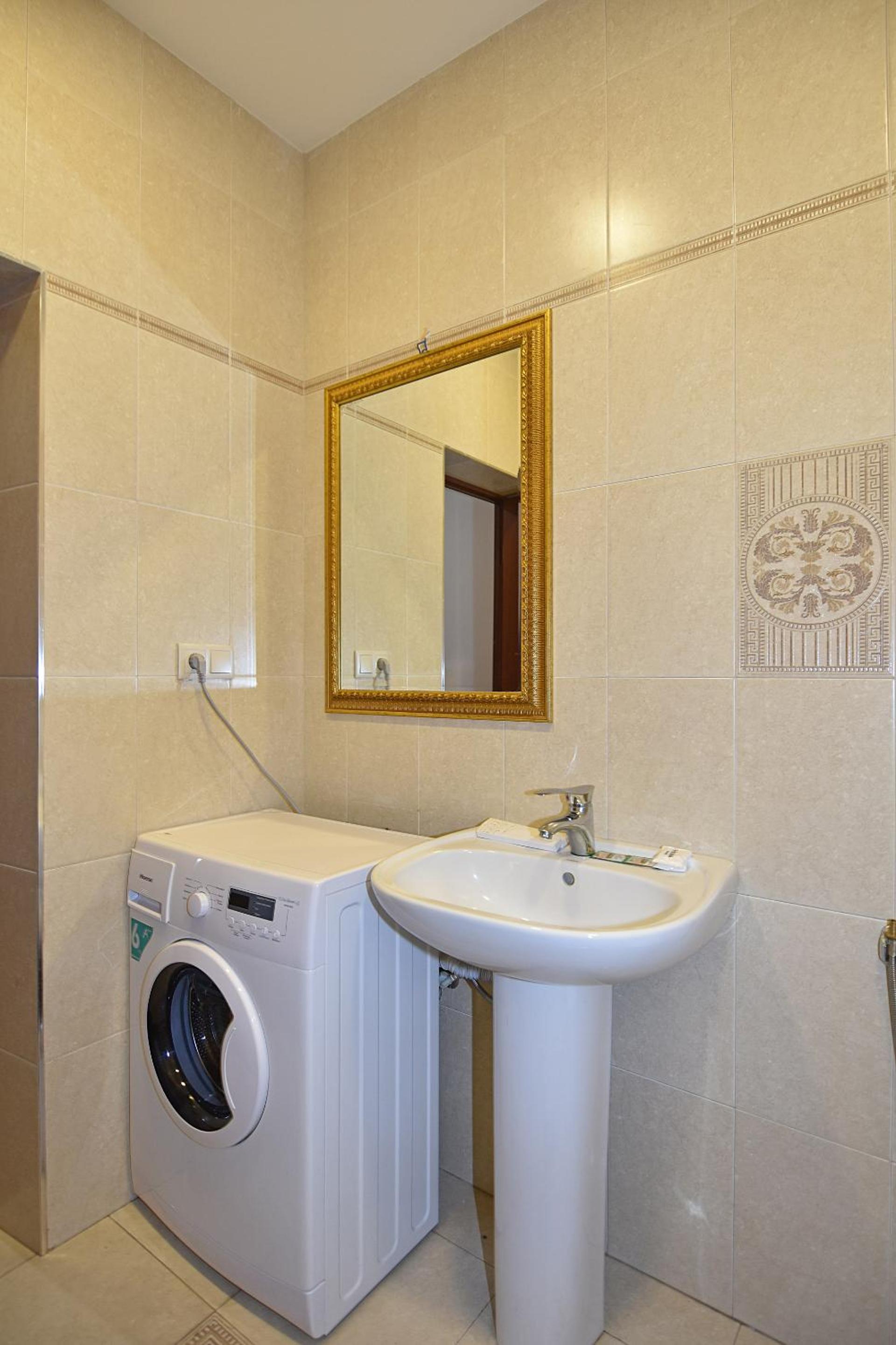 Rent Inn Yerevan on Arami Street